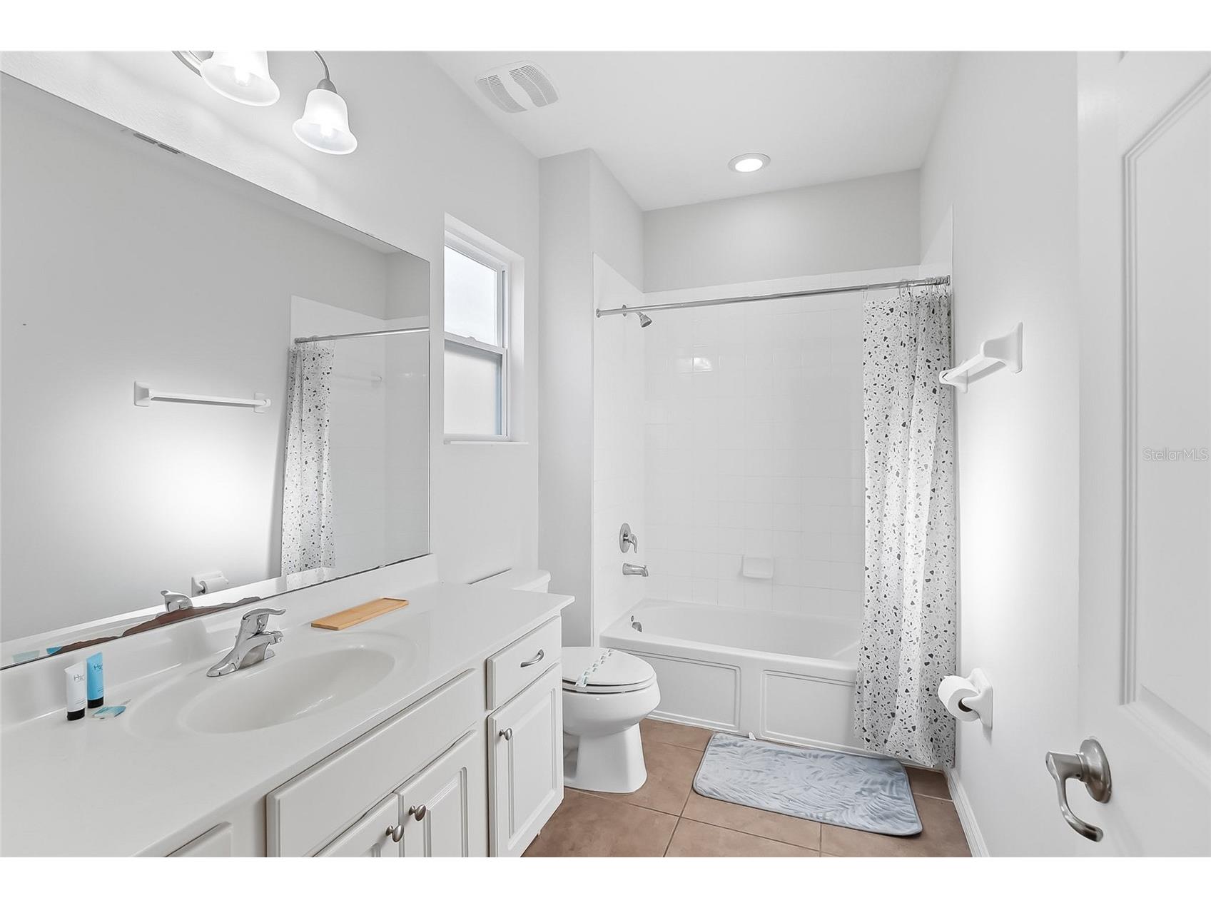4445 Shiva Loop Kissimmee FL 34746 O6422666 image26