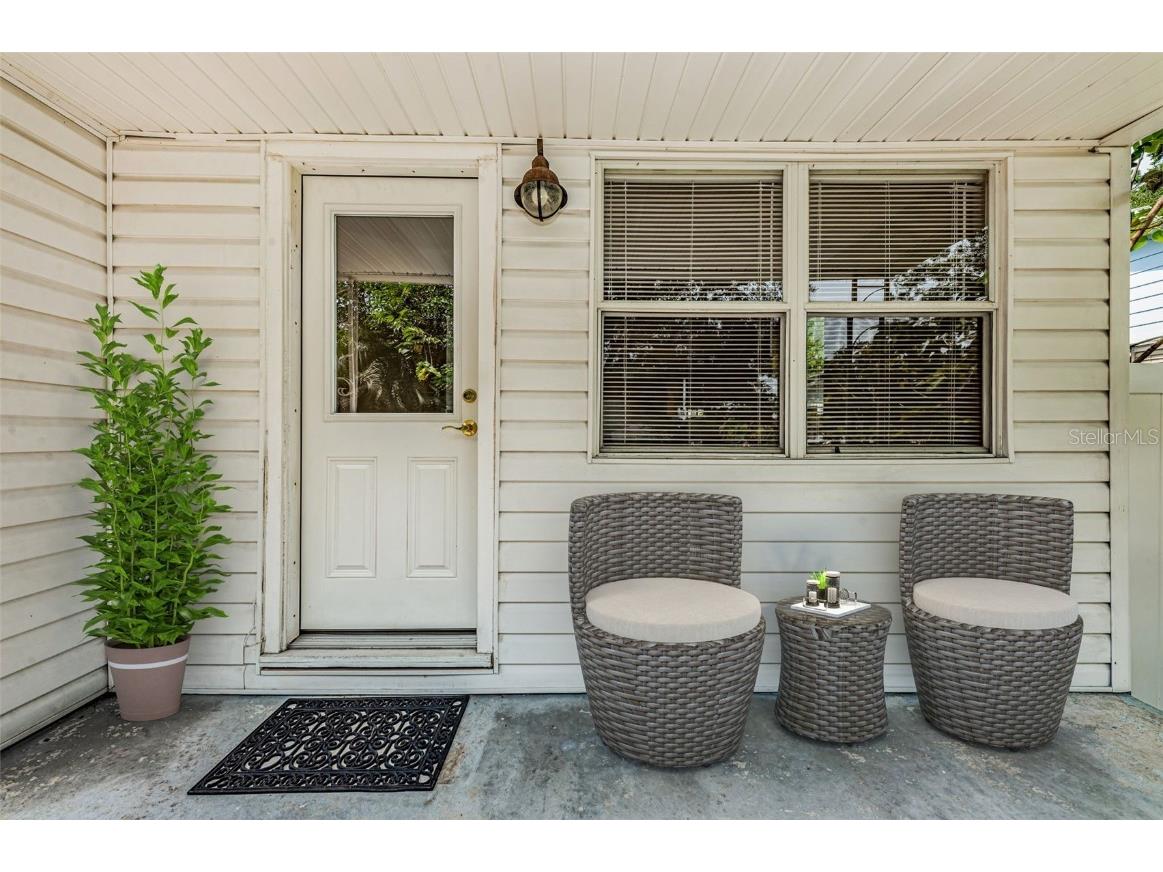 4446 Dr Martin Luther King Jr Street N Saint Petersburg FL 33703 U8217347 image1