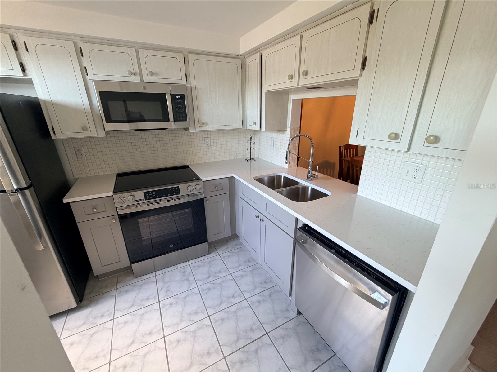 4446 Rustic Drive #E New Port Richey FL 34652 W7885776 image5