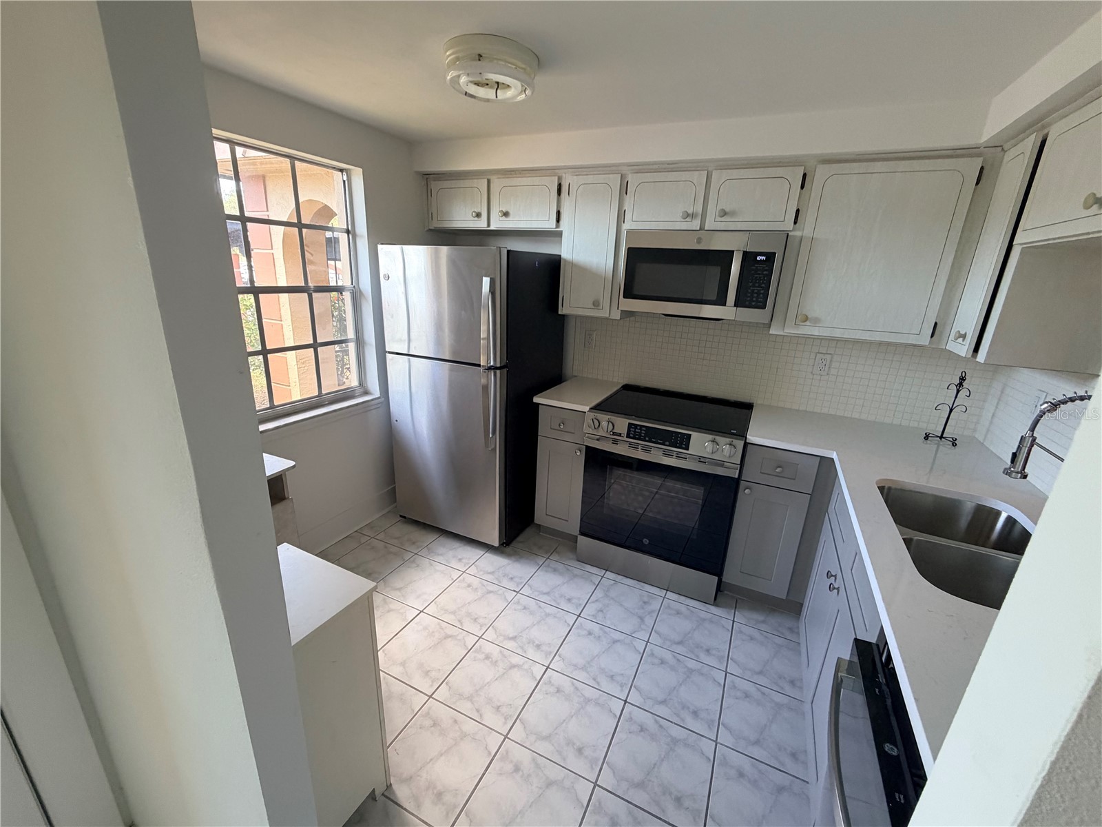 4446 Rustic Drive #E New Port Richey FL 34652 W7885776 image6
