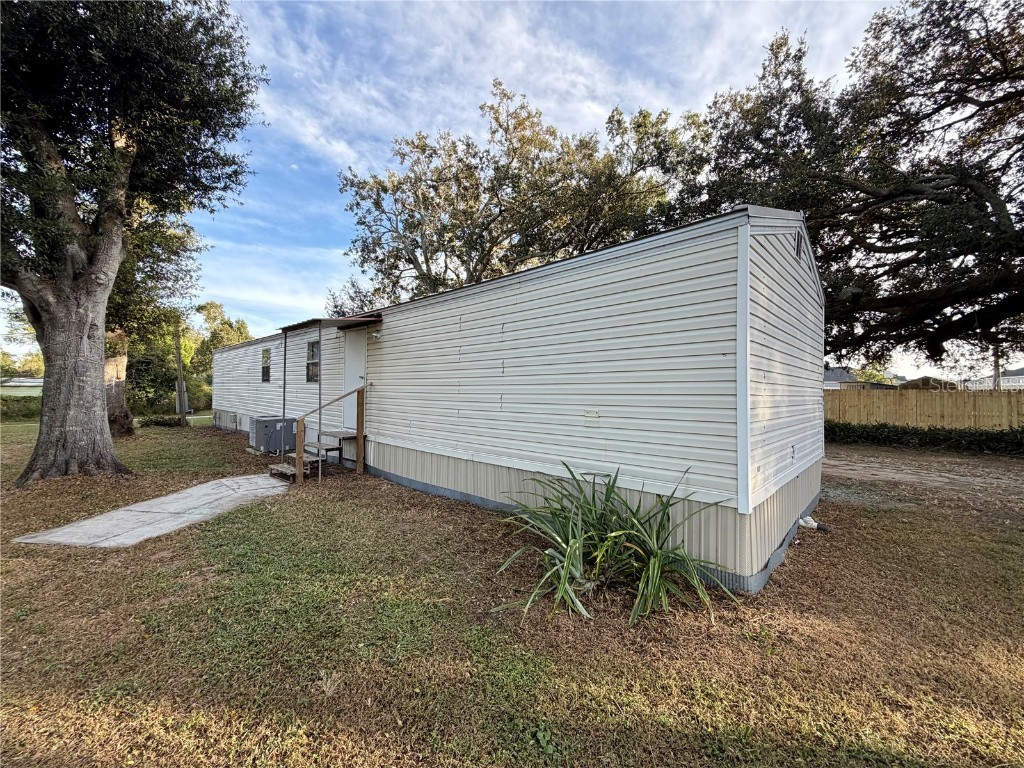 4447 Tammy Lee Lane Lakeland FL 33813 L4957255 image8