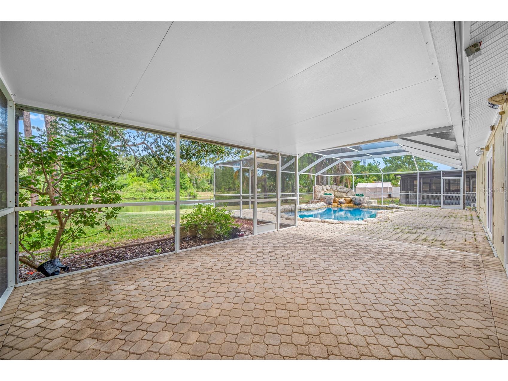 4448 Ranchwood Lane Tampa FL 33624 TB8505110 image25