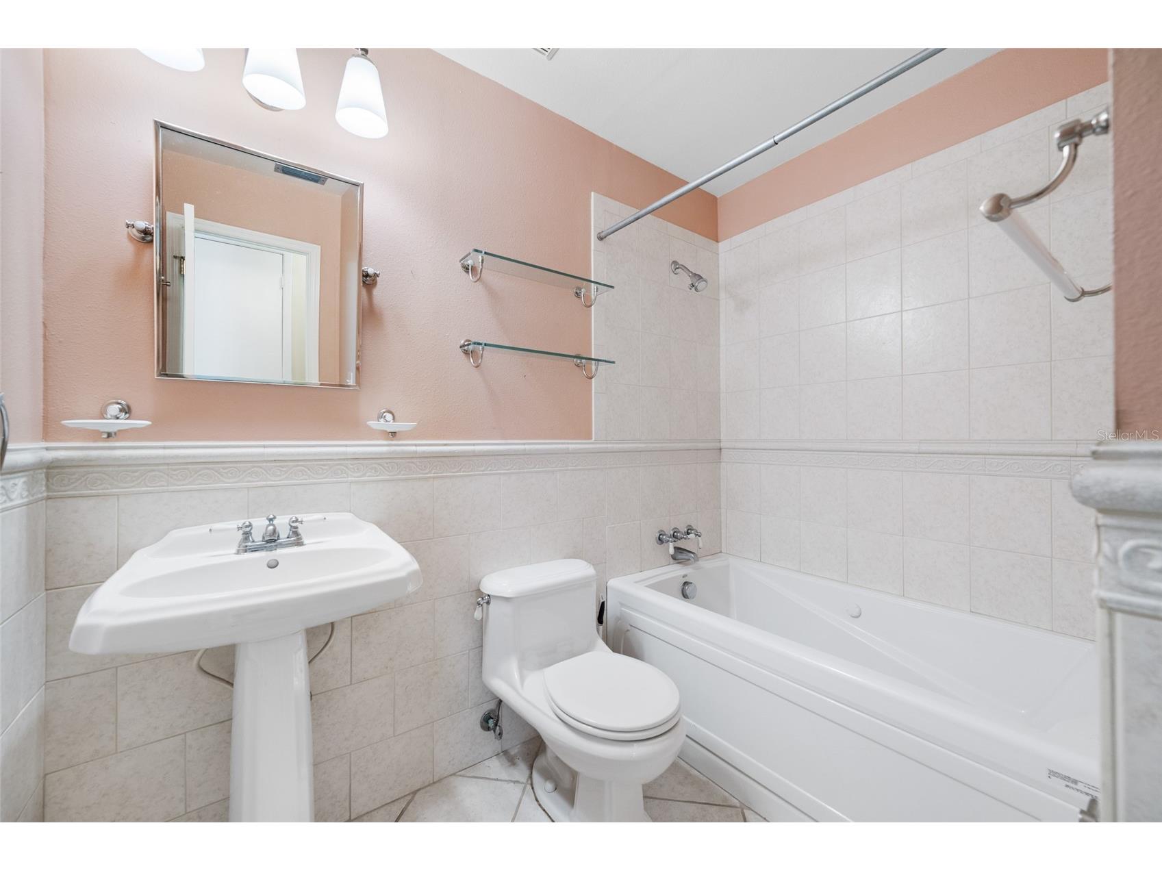 4448 Ranchwood Lane Tampa FL 33624 TB8505110 image36
