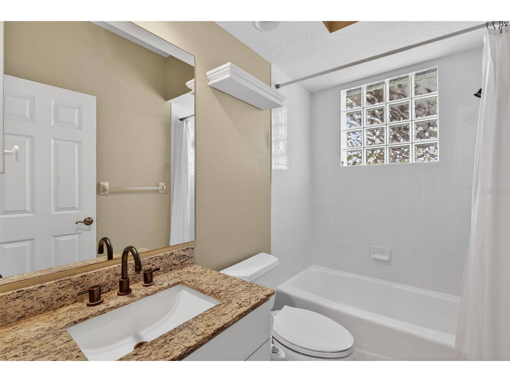 4449 Golden Lake Drive Sarasota FL 34233 A4686882 image26