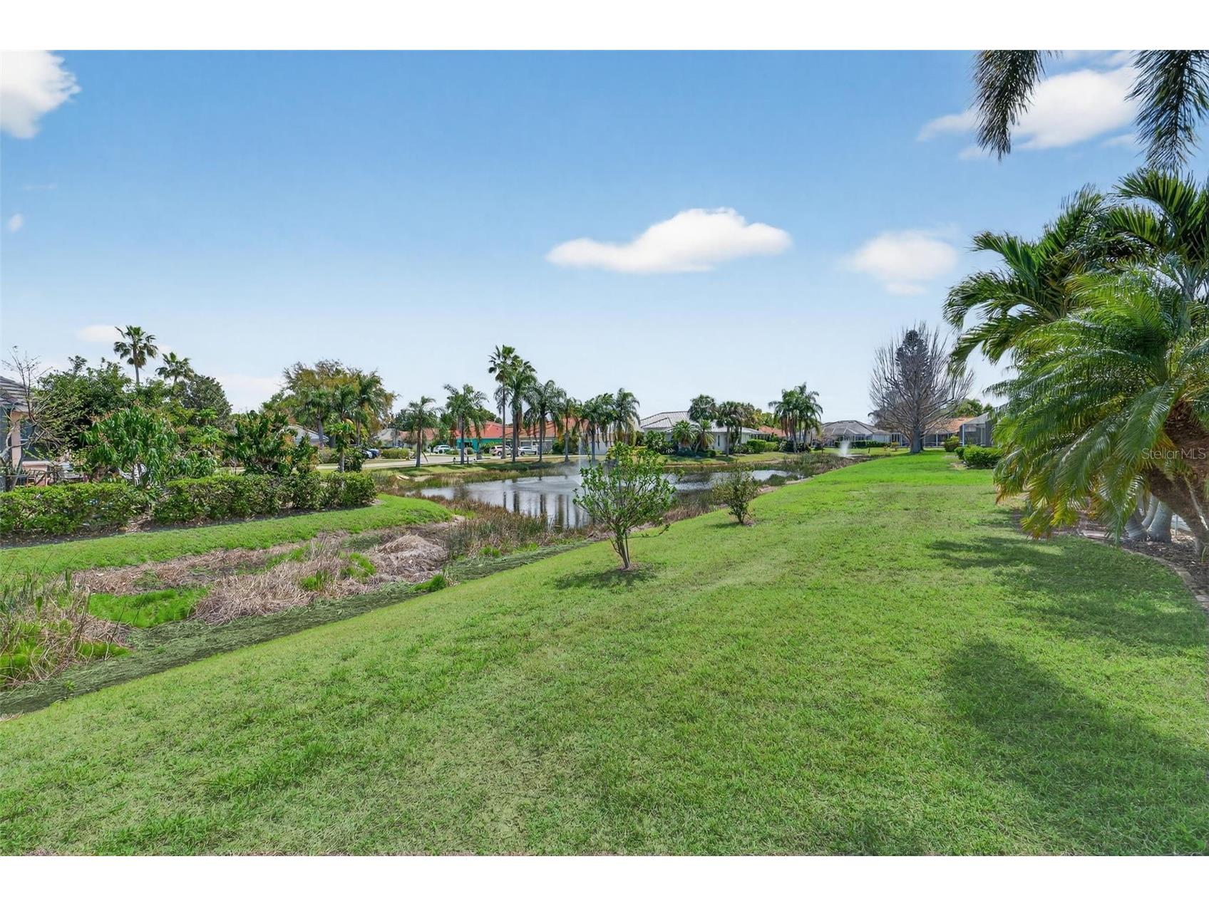 4449 Golden Lake Drive Sarasota FL 34233 A4686882 image45