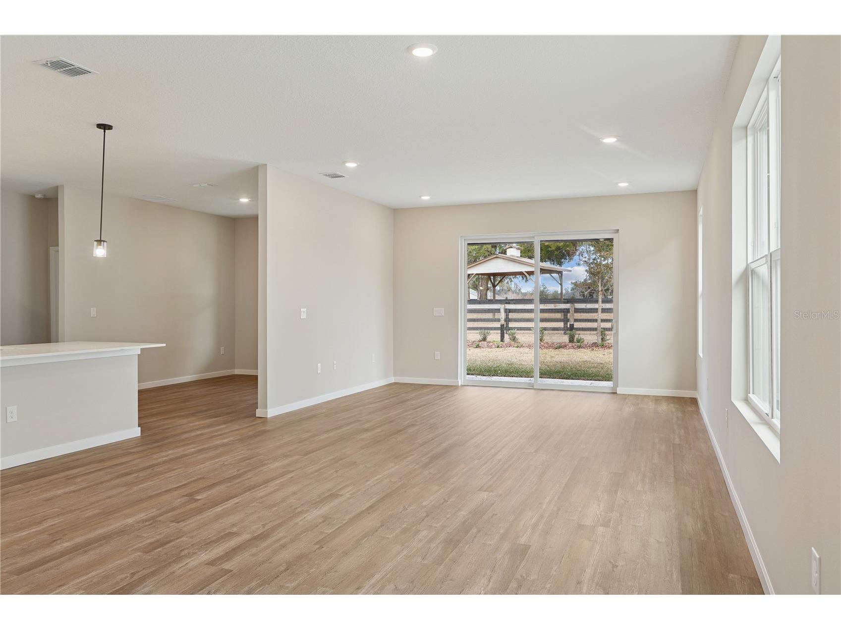4449 NW 37th Street Road Ocala FL 34482 OM714680 image5