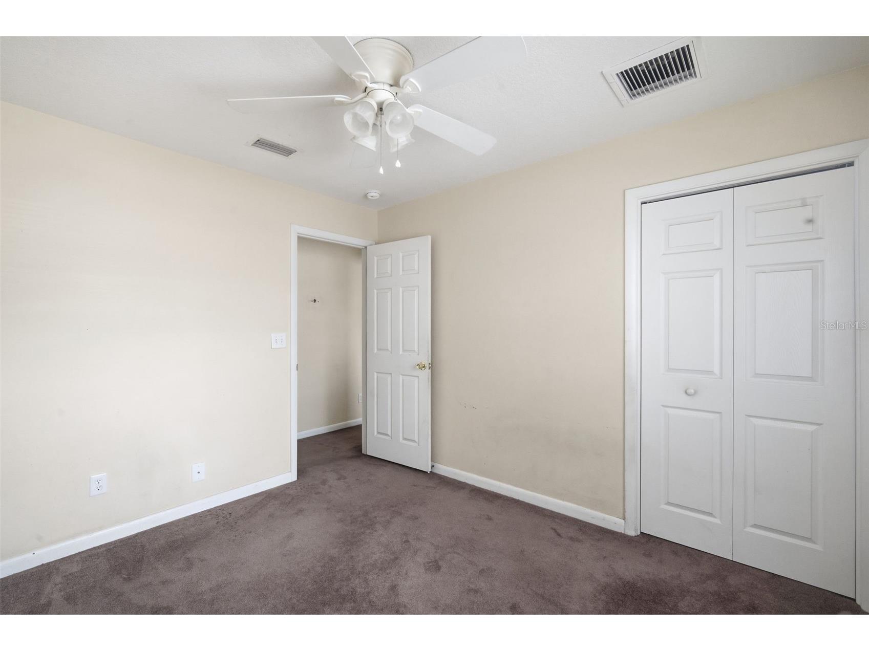 4449 Tarpon Drive Tampa FL 33617 TB8512789 image17
