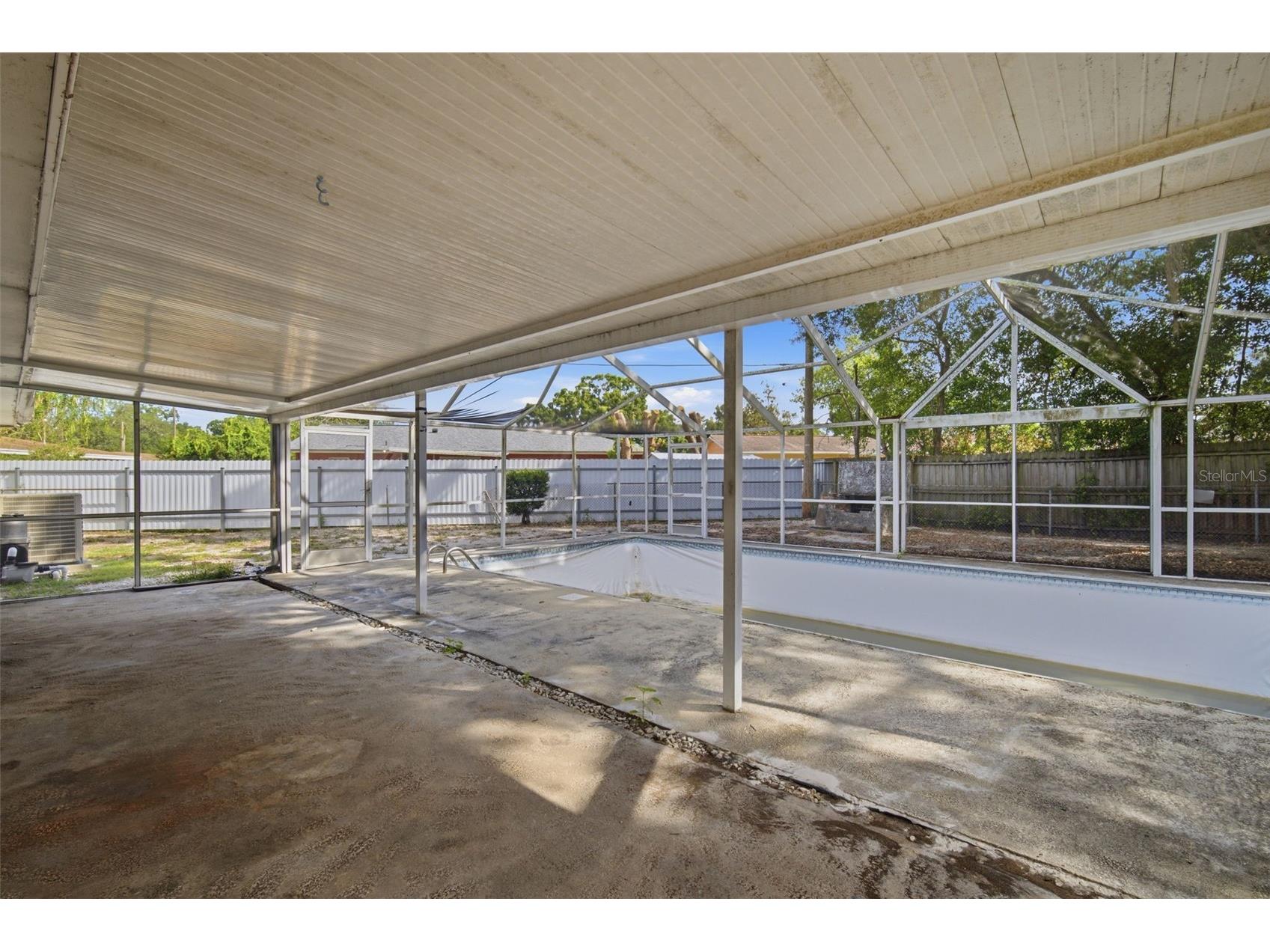 4449 Tarpon Drive Tampa FL 33617 TB8512789 image28