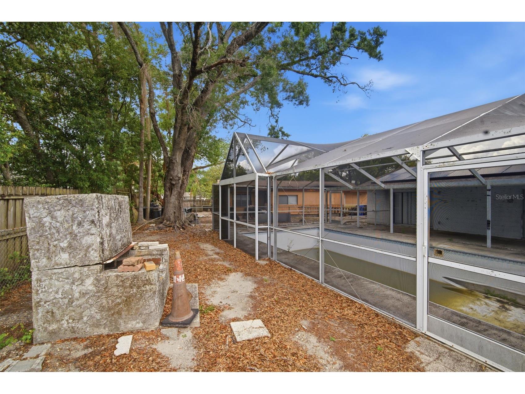 4449 Tarpon Drive Tampa FL 33617 TB8512789 image32
