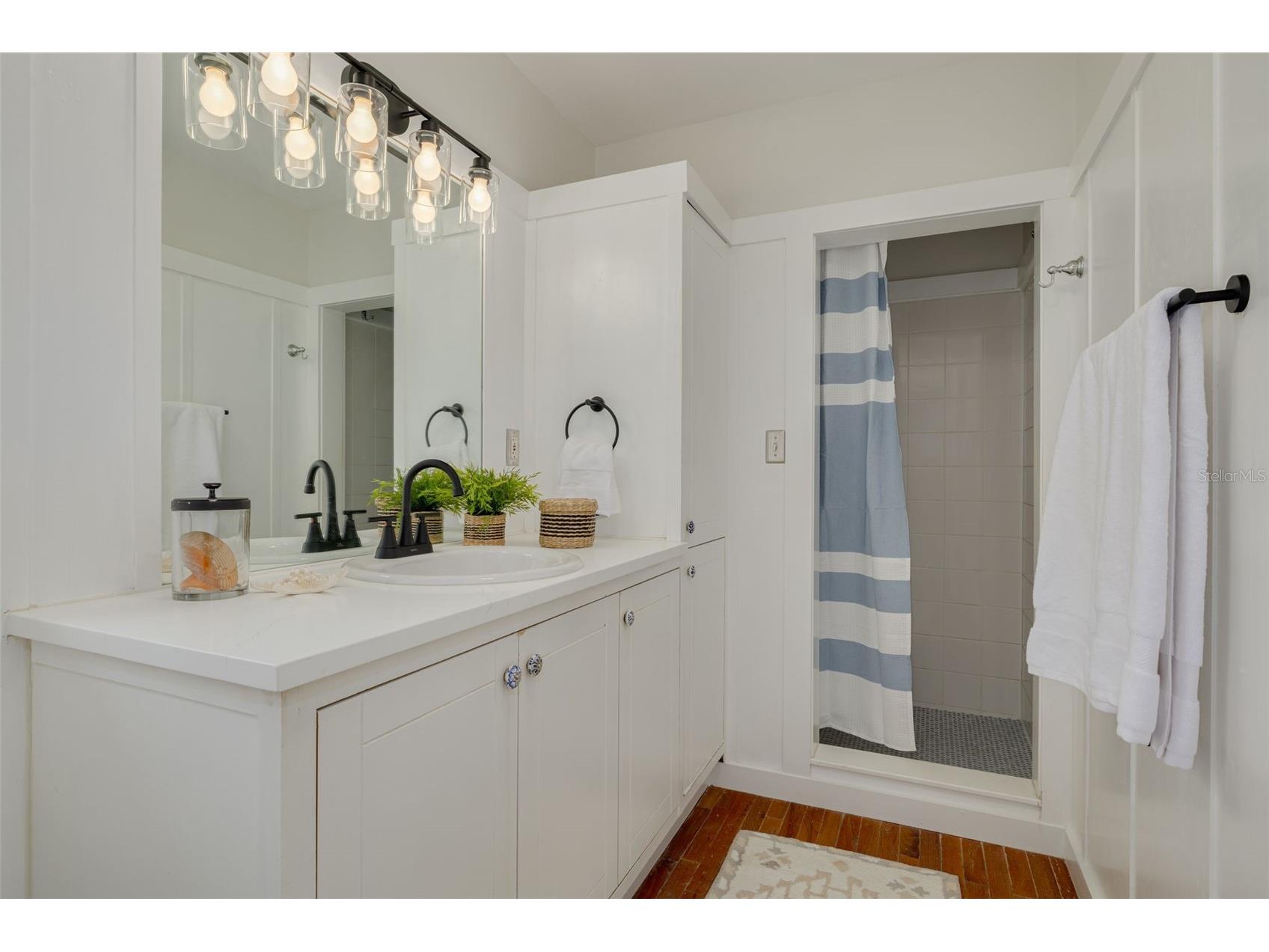 445 25th Avenue N Saint Petersburg FL 33704 TB8516682 image17