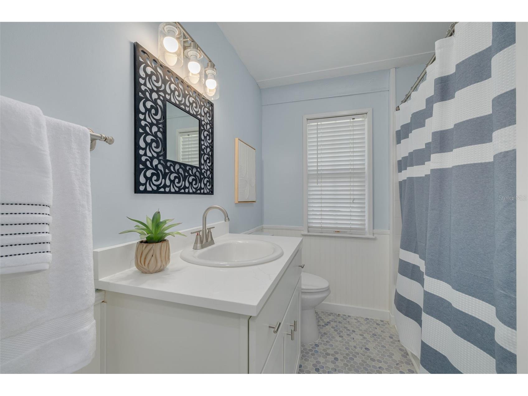 445 25th Avenue N Saint Petersburg FL 33704 TB8516682 image20