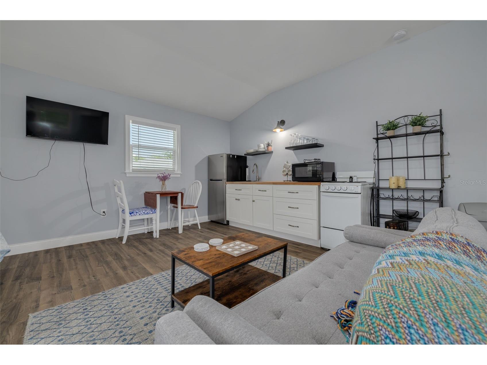 445 25th Avenue N Saint Petersburg FL 33704 TB8516682 image33
