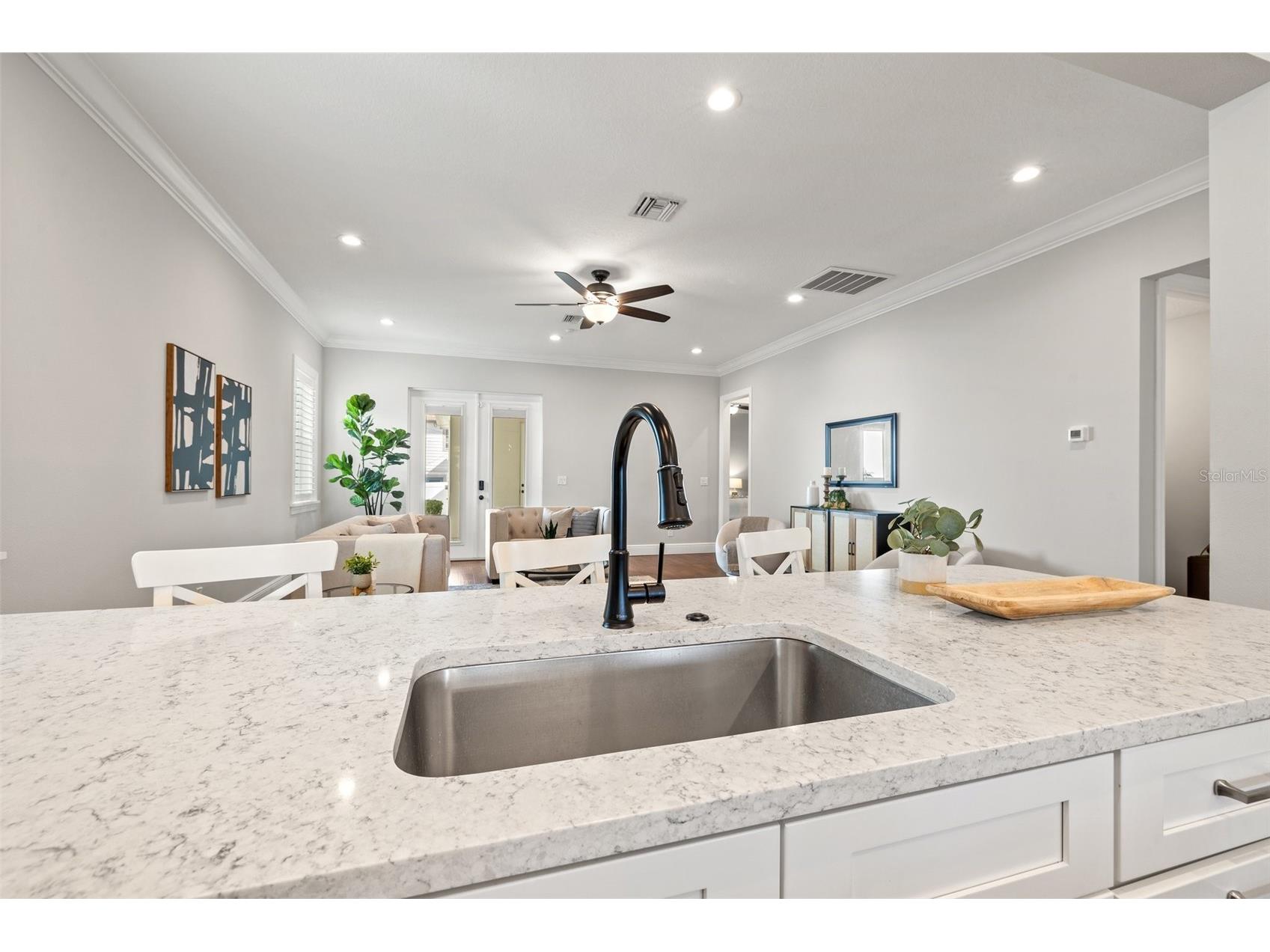 445 29th Avenue N Saint Petersburg FL 33704 TB8486133 image18