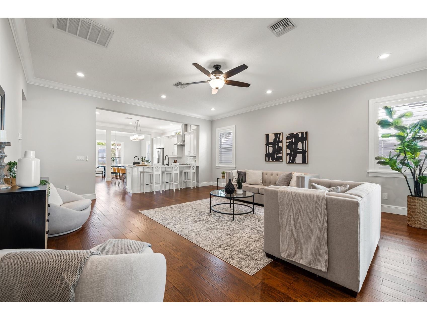 445 29th Avenue N Saint Petersburg FL 33704 TB8486133 image21