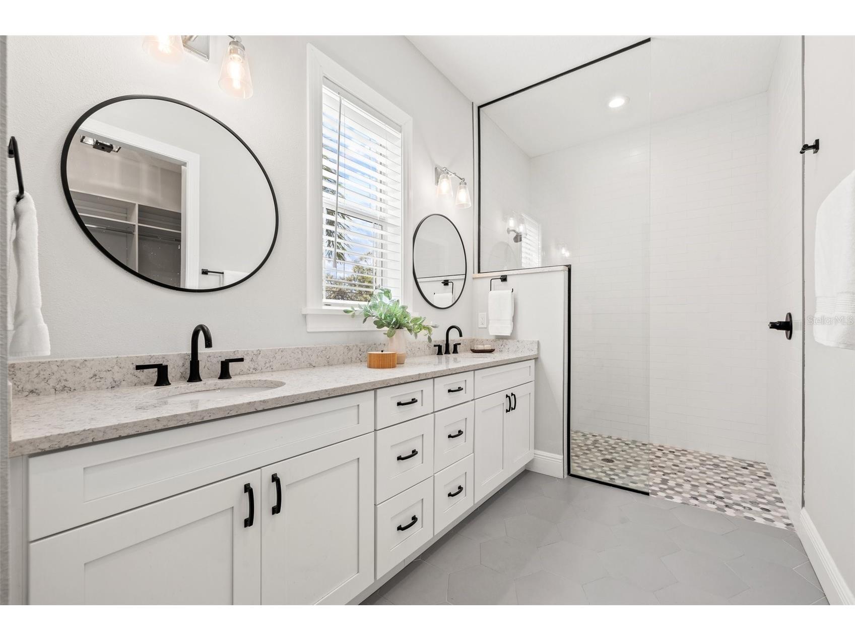445 29th Avenue N Saint Petersburg FL 33704 TB8486133 image27
