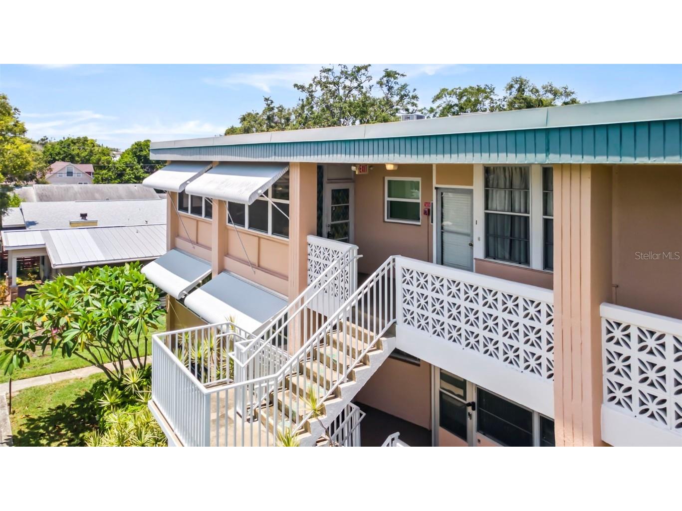 445 32nd Avenue N #W301 Saint Petersburg FL 33704 TB8411302 image1