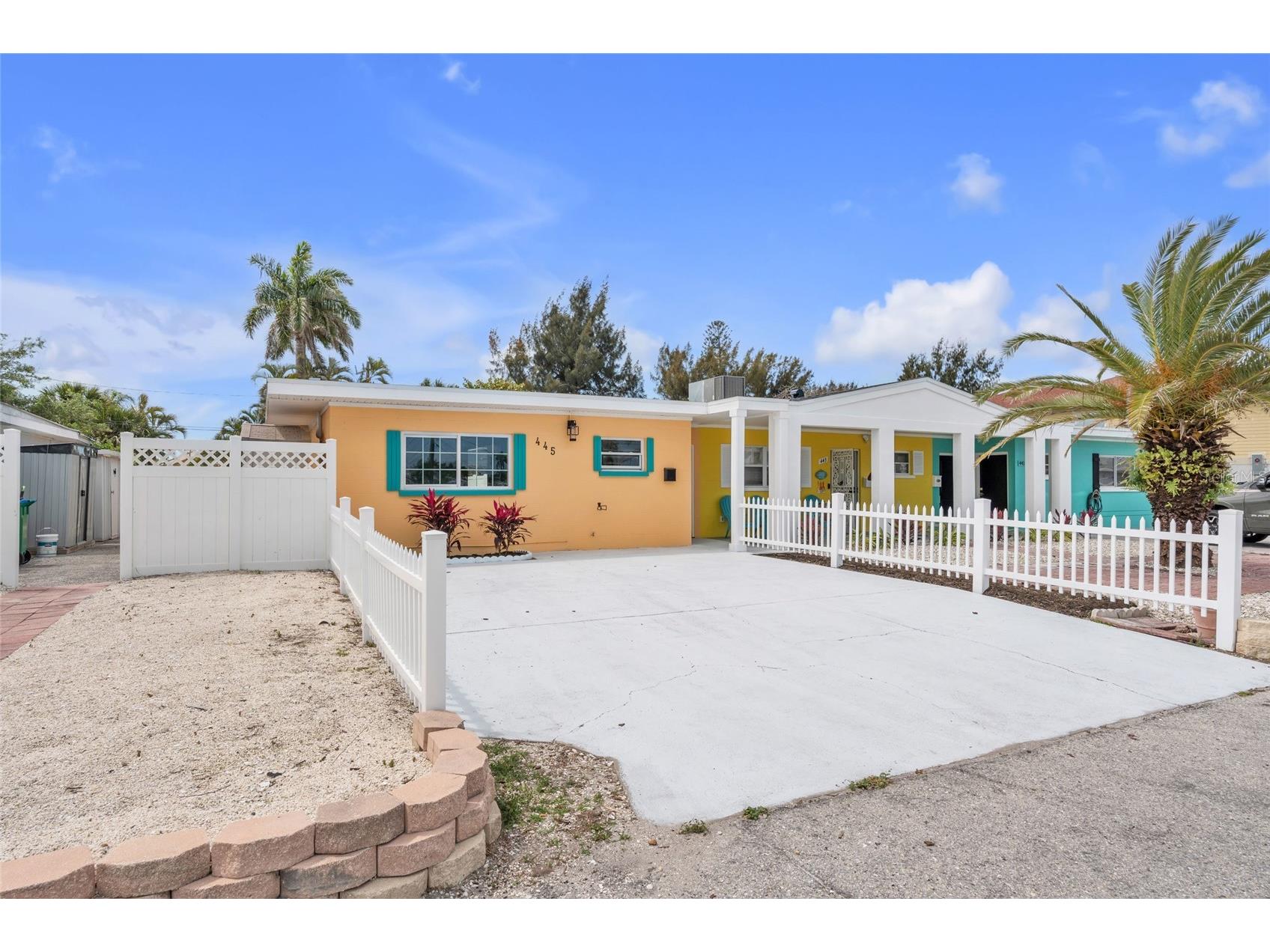 445 63rd Street Holmes Beach FL 34217 A4688793 image2