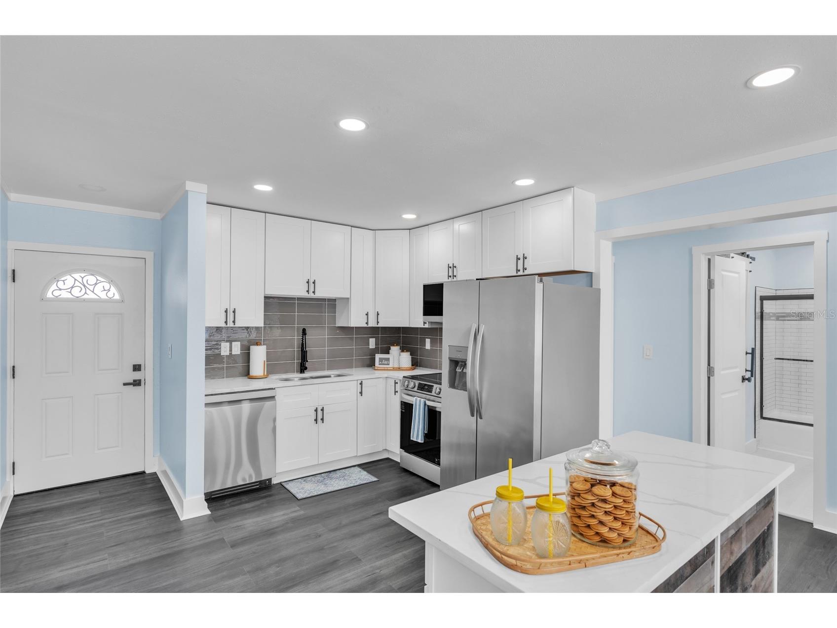 445 63rd Street Holmes Beach FL 34217 A4688793 image6
