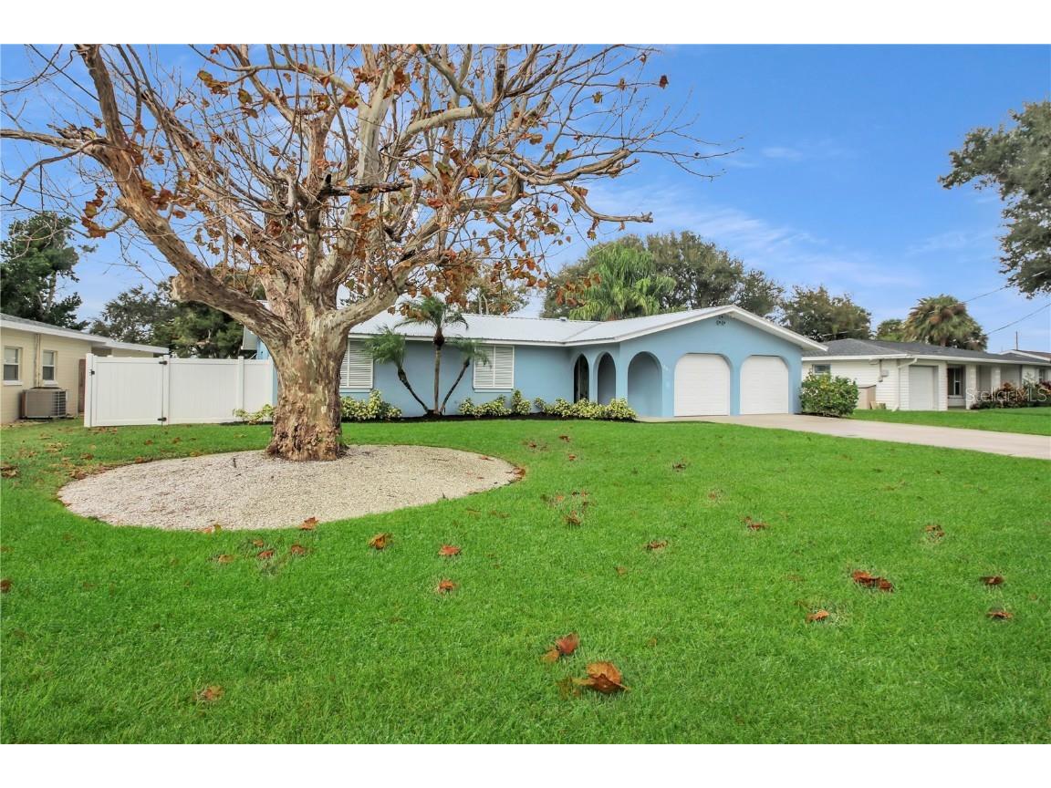 445 Desoto Drive New Smyrna Beach FL 32169 O6364438 image1