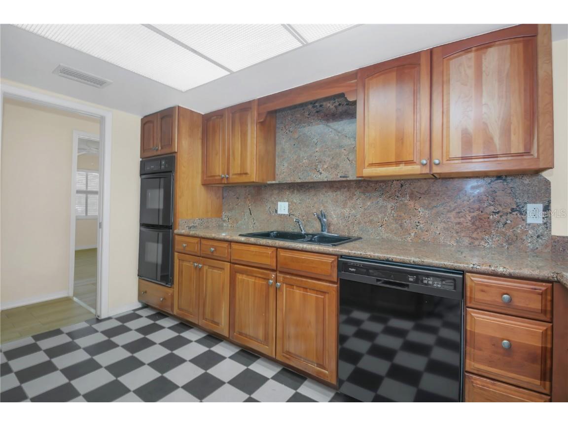 445 Desoto Drive New Smyrna Beach FL 32169 O6364438 image15