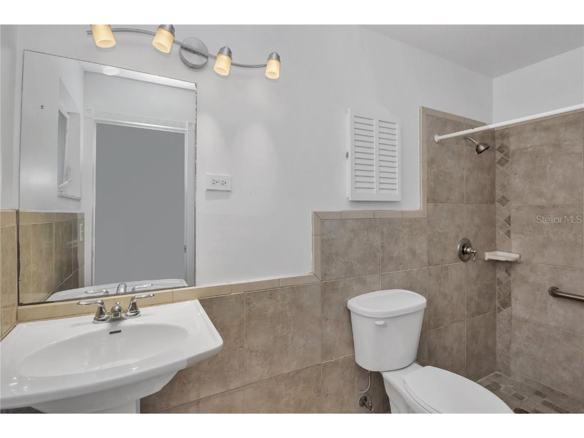 445 Desoto Drive New Smyrna Beach FL 32169 O6364438 image26