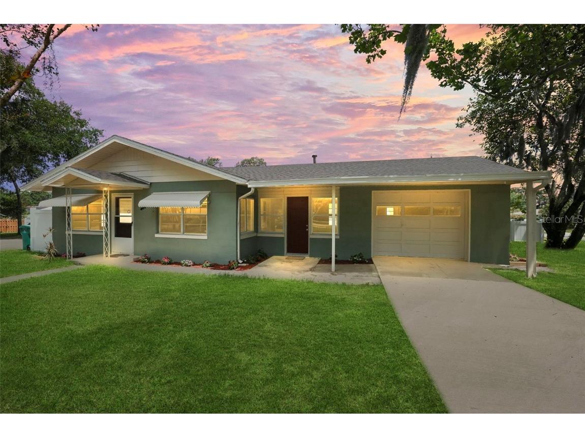 445 E Clifford Avenue Eustis FL 32726 G5069328 image1