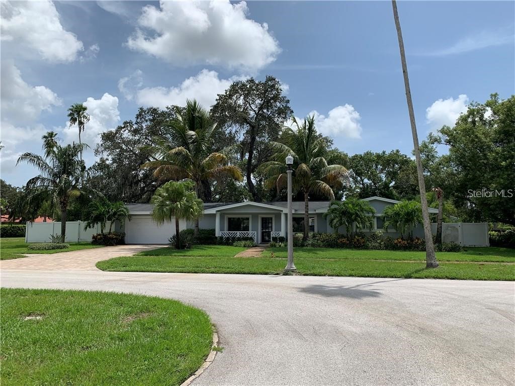 445 Gardenia Street Belleair FL 33756 TB8330501 image1