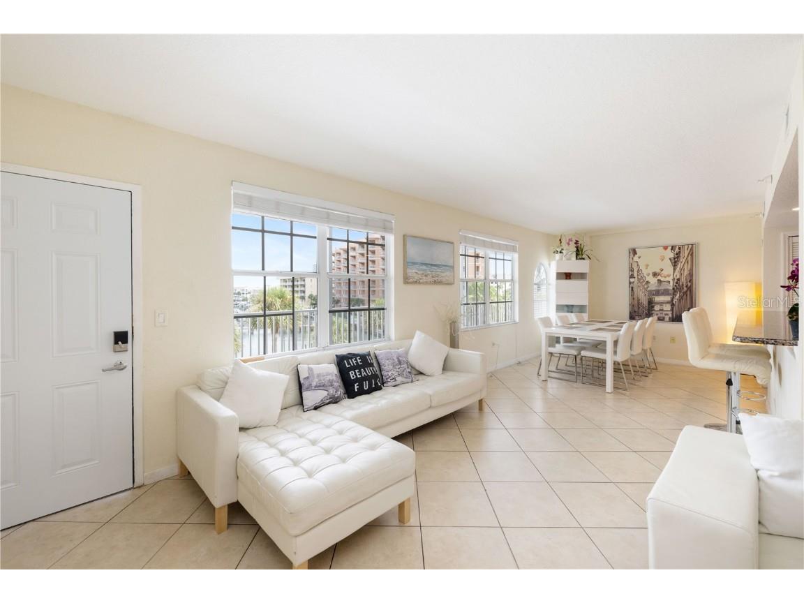 445 Hamden Drive #302 Clearwater Beach FL 33767 O6251823 image10