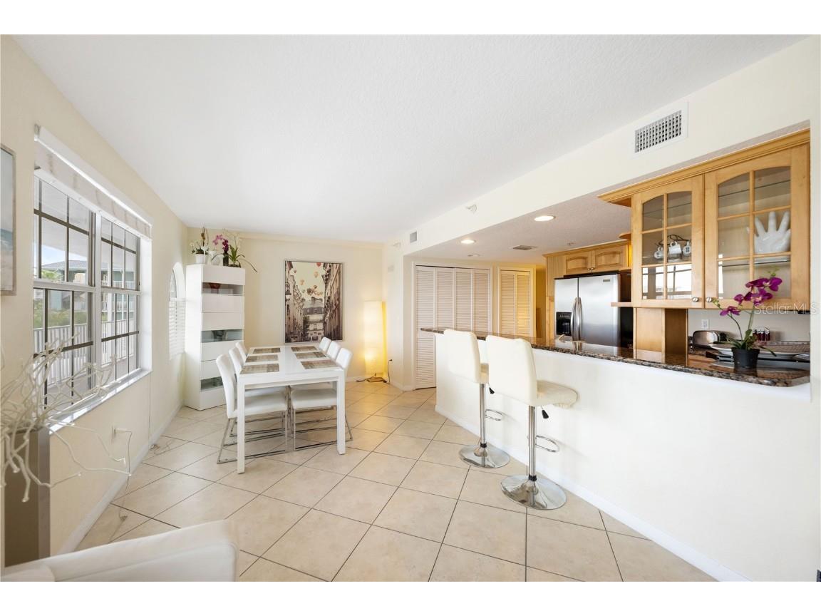 445 Hamden Drive #302 Clearwater Beach FL 33767 O6251823 image11