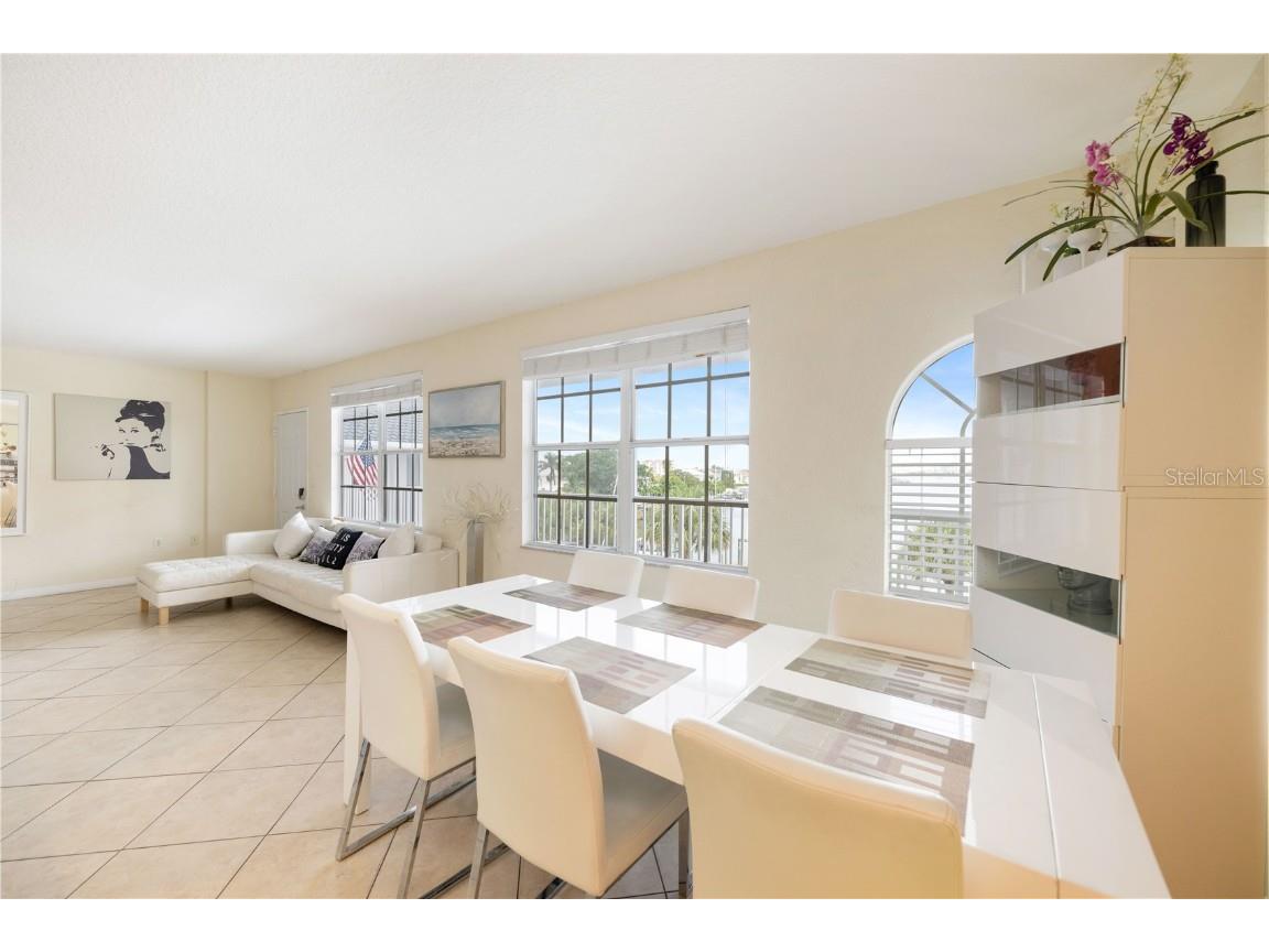 445 Hamden Drive #302 Clearwater Beach FL 33767 O6251823 image13