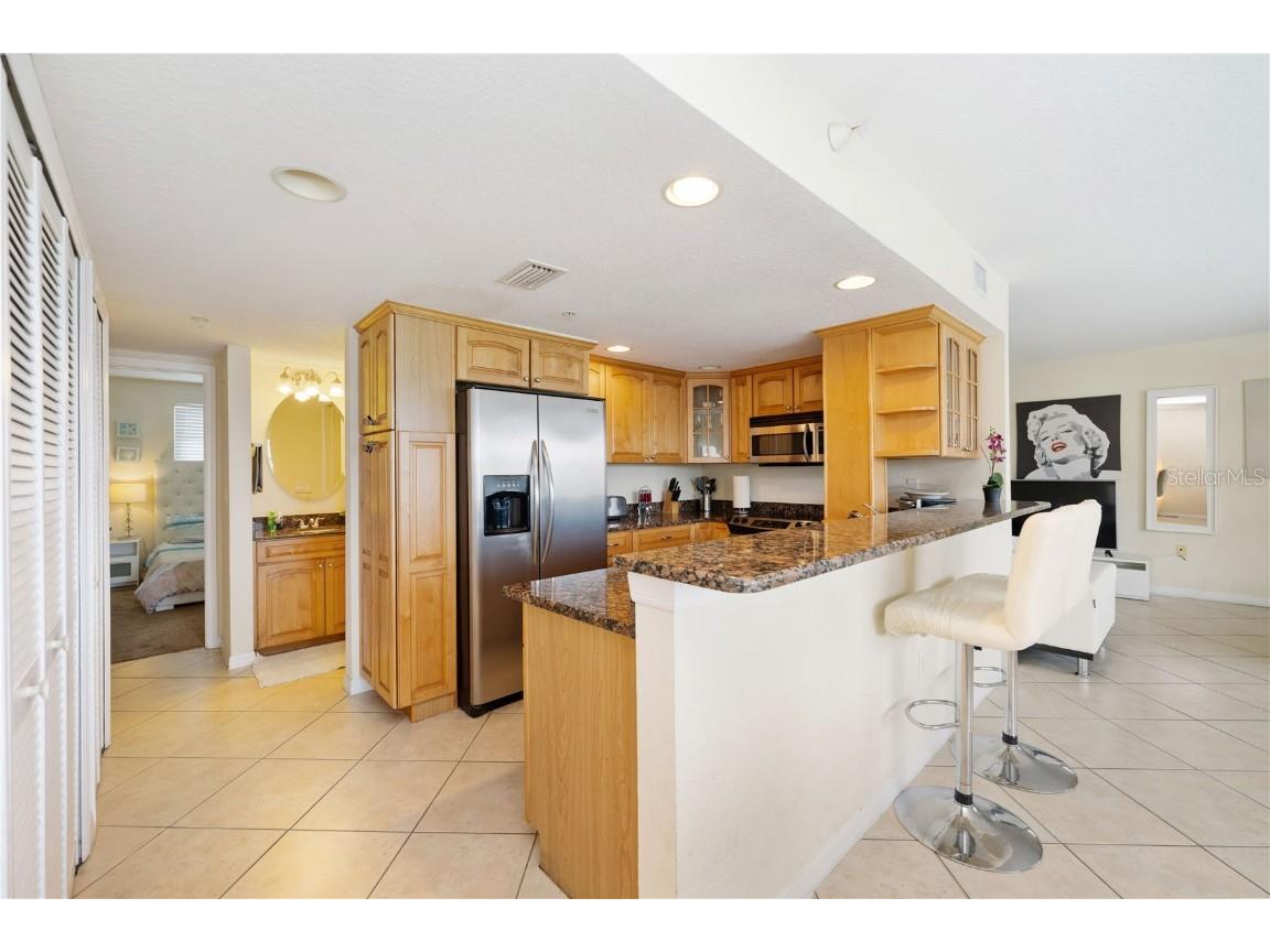 445 Hamden Drive #302 Clearwater Beach FL 33767 O6251823 image14