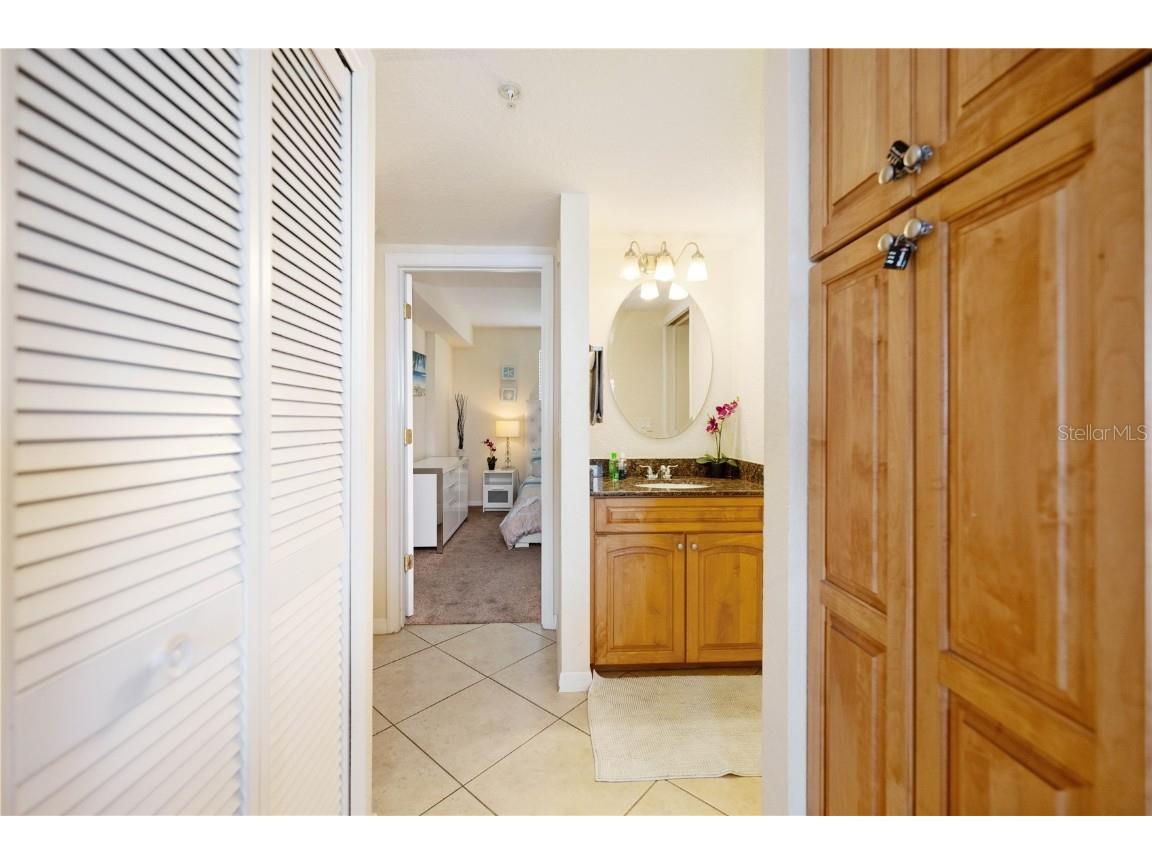 445 Hamden Drive #302 Clearwater Beach FL 33767 O6251823 image17