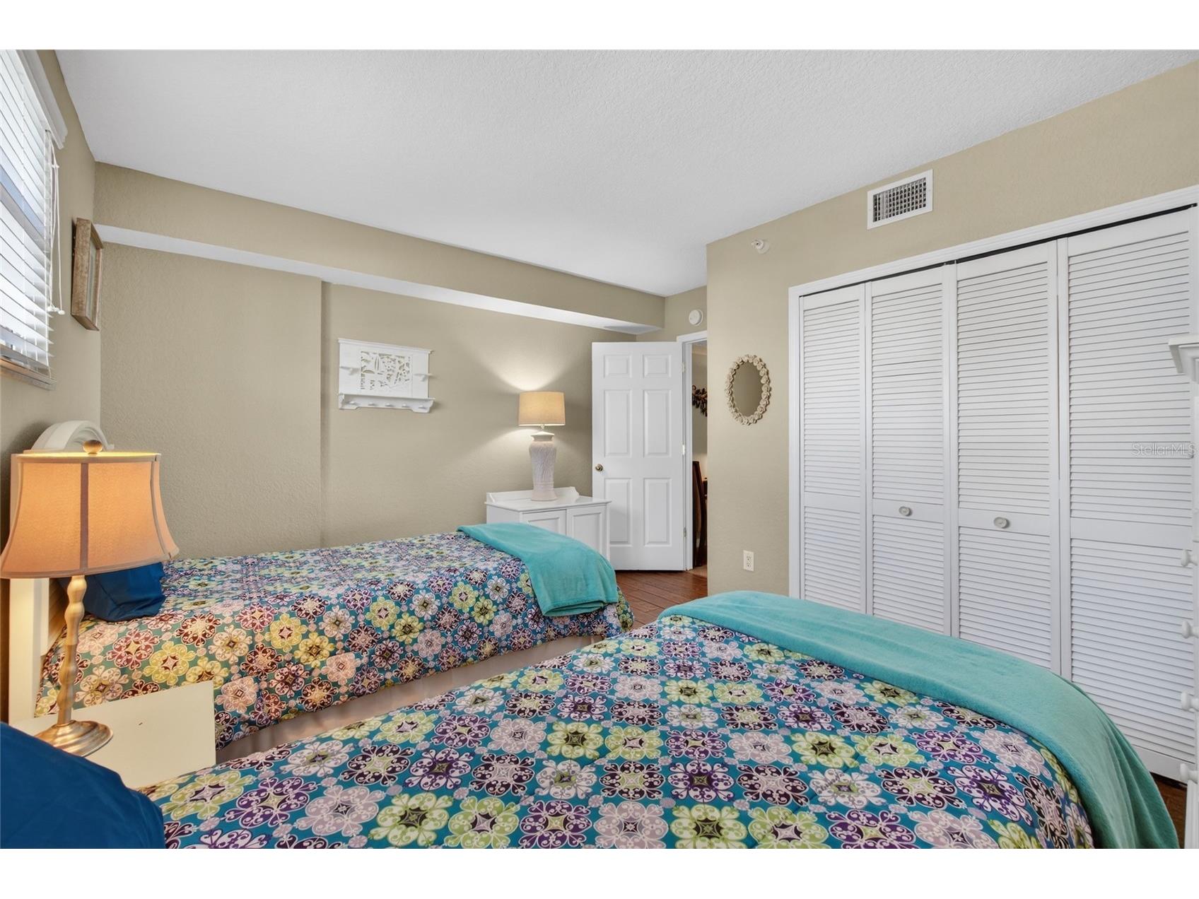 445 Hamden Drive #405 Clearwater Beach FL 33767 - INTRACOASTAL WATERWAY TB8461080 image23