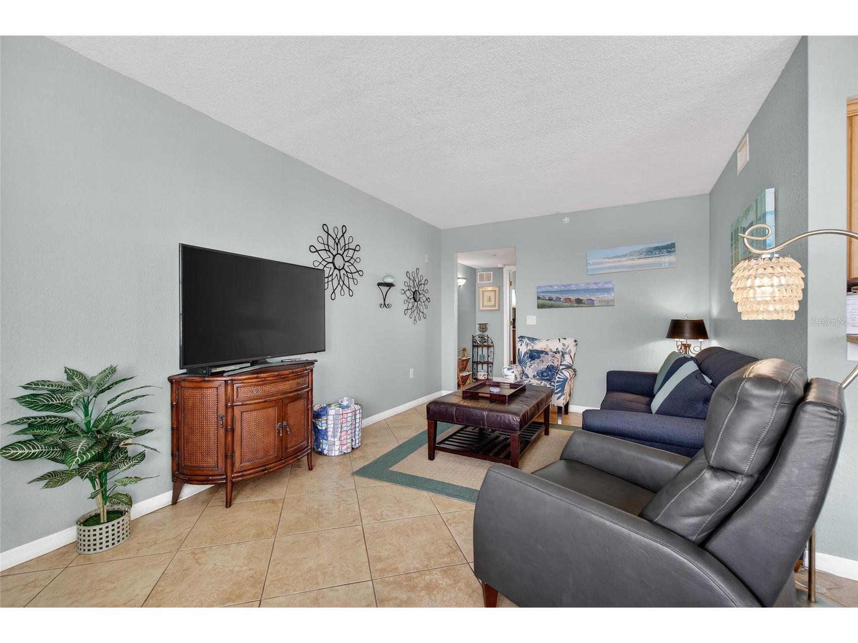 445 Hamden Drive #405 Clearwater Beach FL 33767 - INTRACOASTAL WATERWAY TB8461080 image4