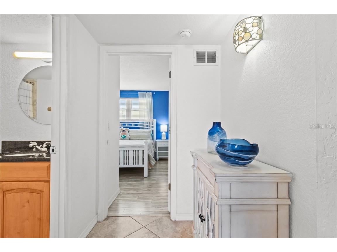 445 Hamden Drive #502 Clearwater Beach FL 33767 TB8380530 image18