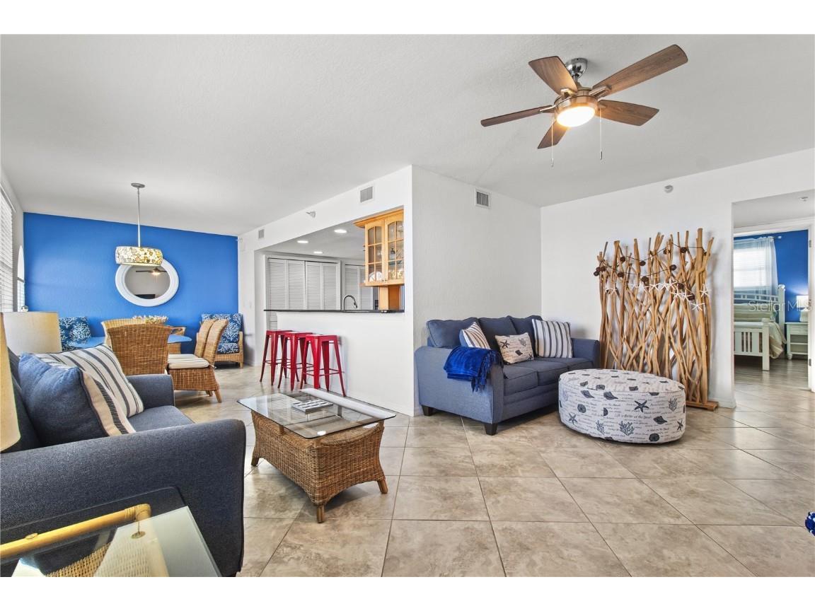 445 Hamden Drive #502 Clearwater Beach FL 33767 TB8380530 image2