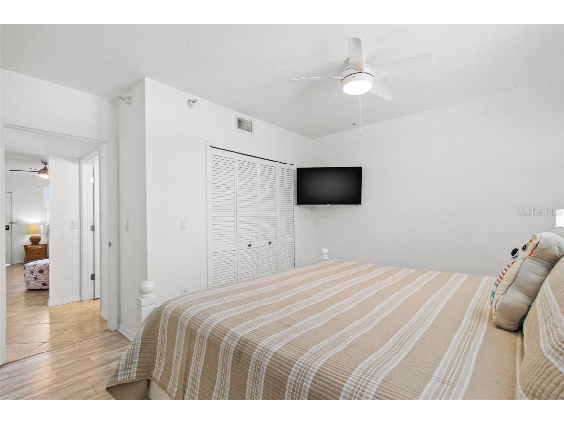 445 Hamden Drive #502 Clearwater Beach FL 33767 TB8380530 image22