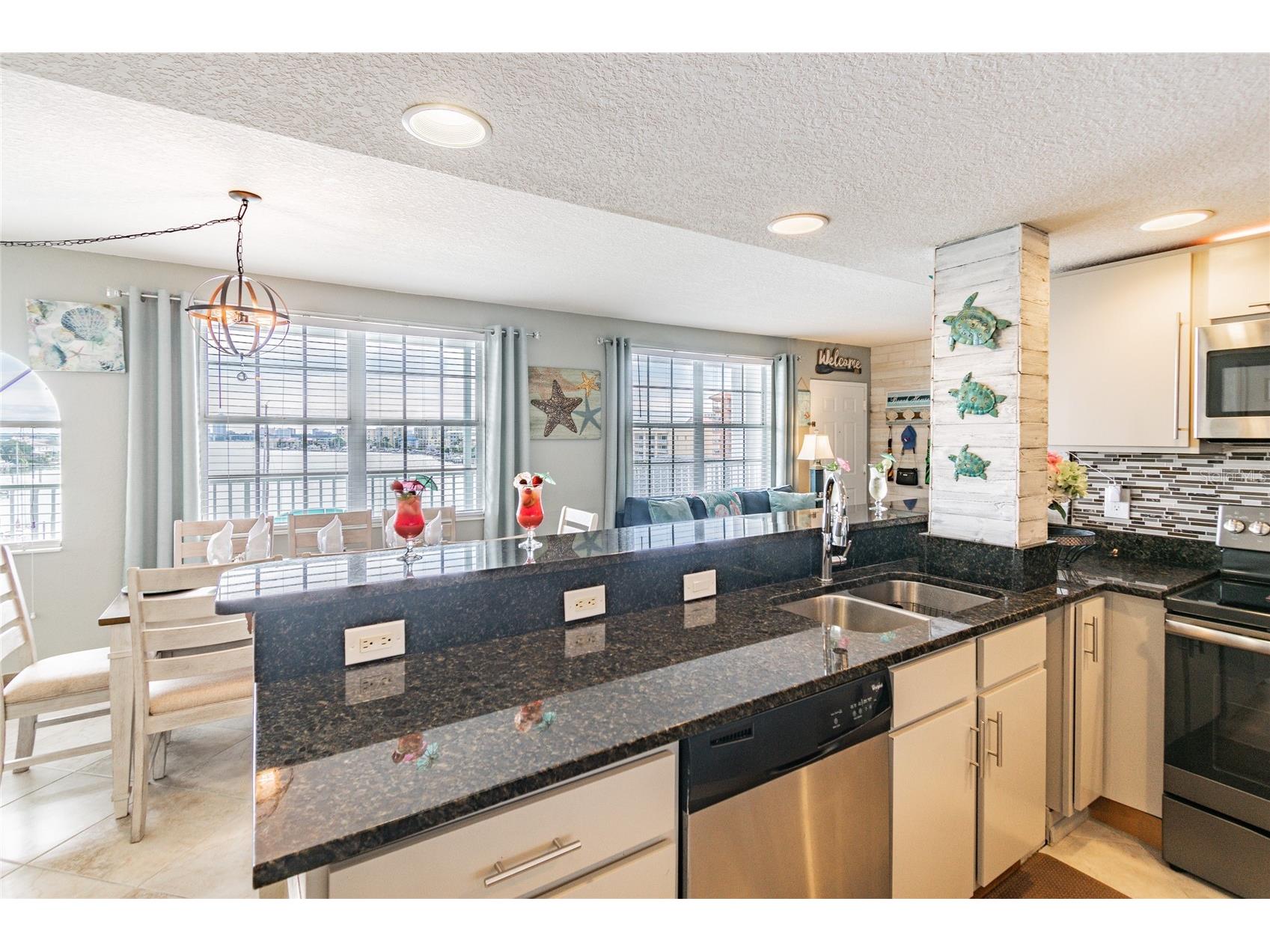 445 Hamden Drive #504 Clearwater Beach FL 33767 - INTRACOASTAL WATERWAY TB8463213 image18