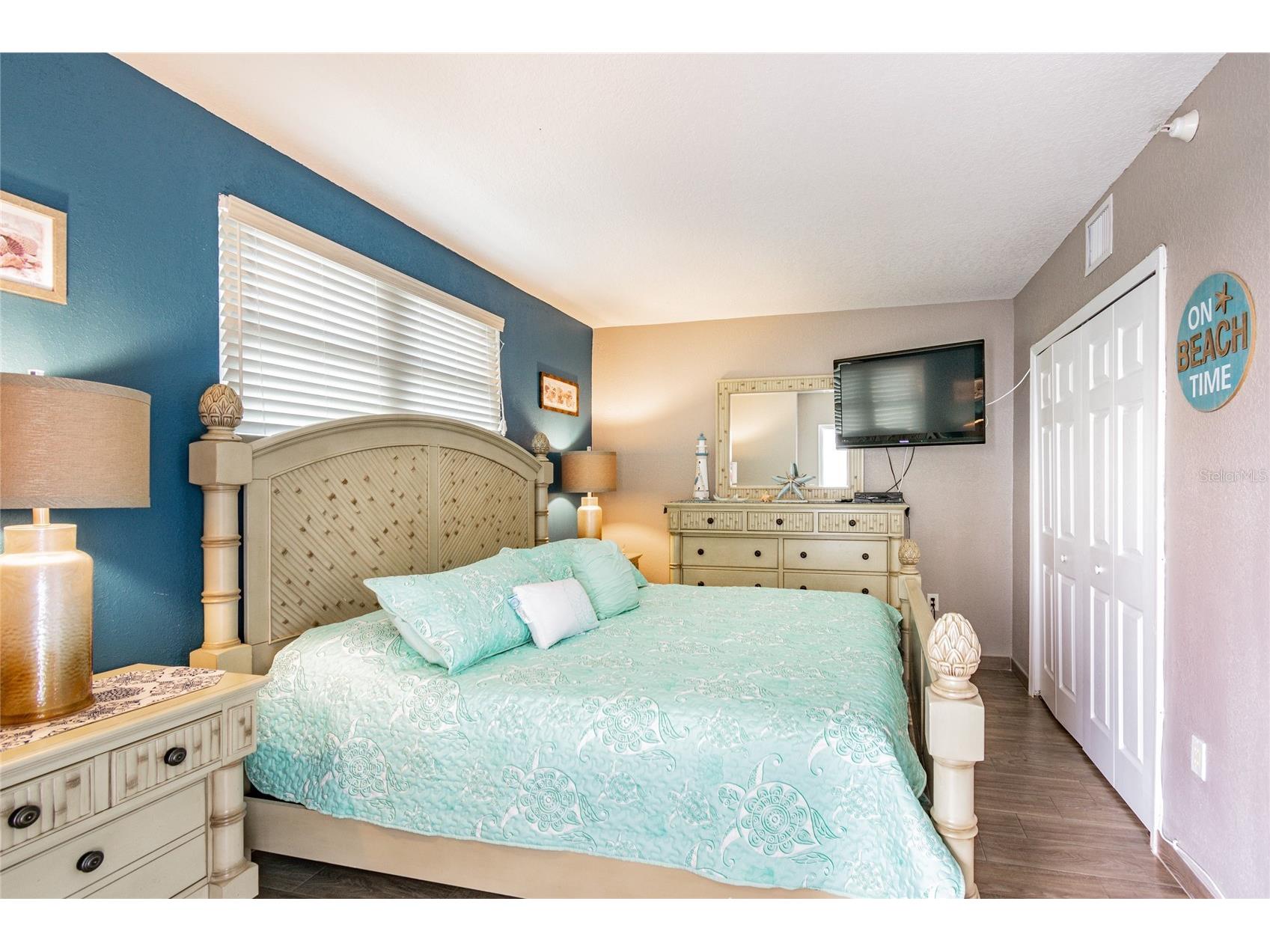 445 Hamden Drive #504 Clearwater Beach FL 33767 - INTRACOASTAL WATERWAY TB8463213 image20