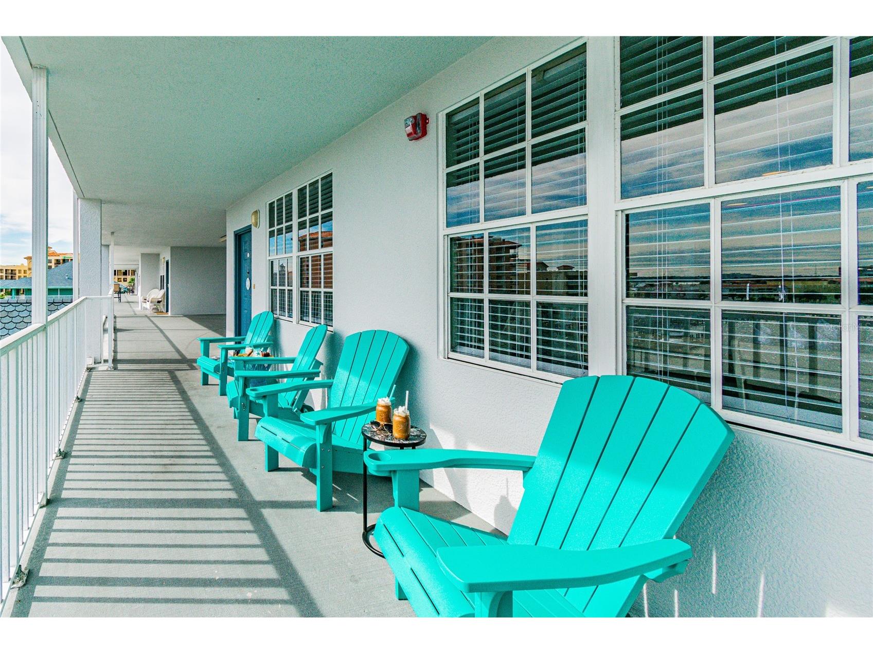 445 Hamden Drive #504 Clearwater Beach FL 33767 - INTRACOASTAL WATERWAY TB8463213 image3