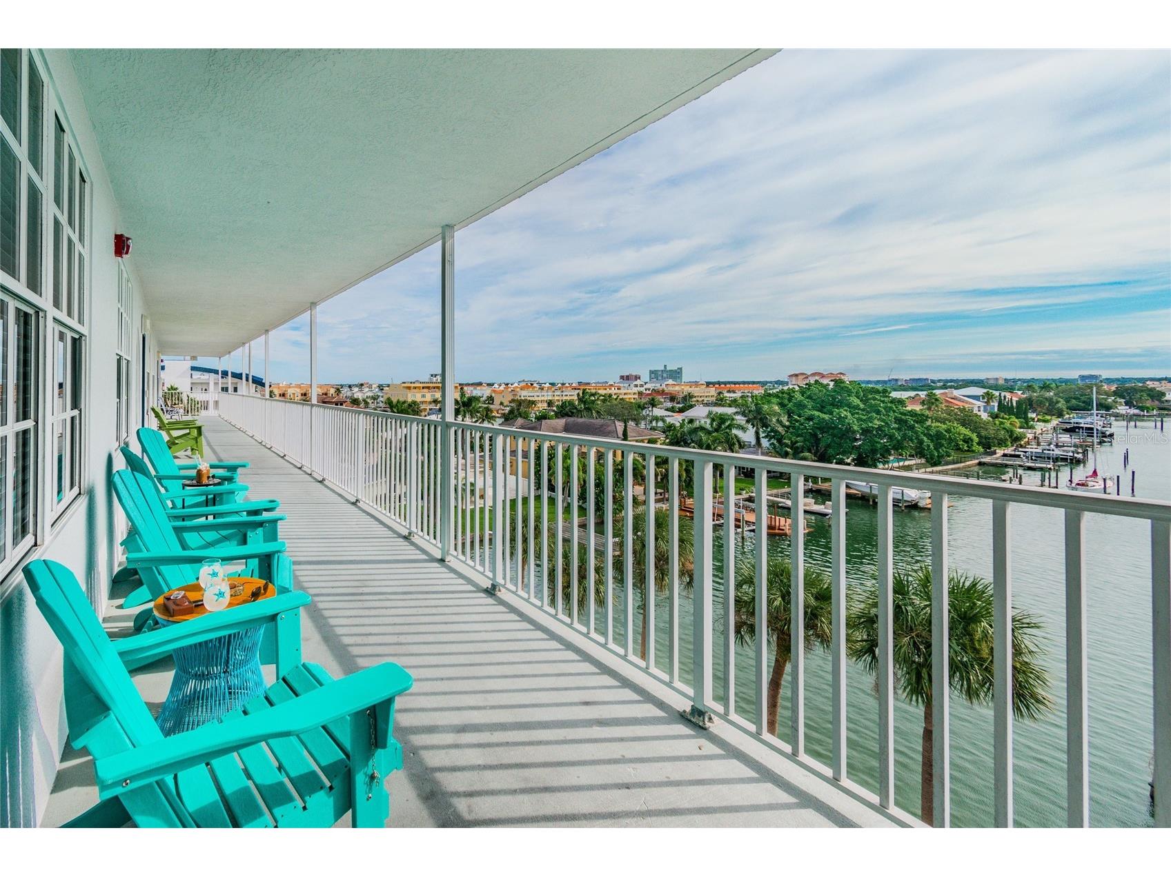 445 Hamden Drive #504 Clearwater Beach FL 33767 - INTRACOASTAL WATERWAY TB8463213 image4