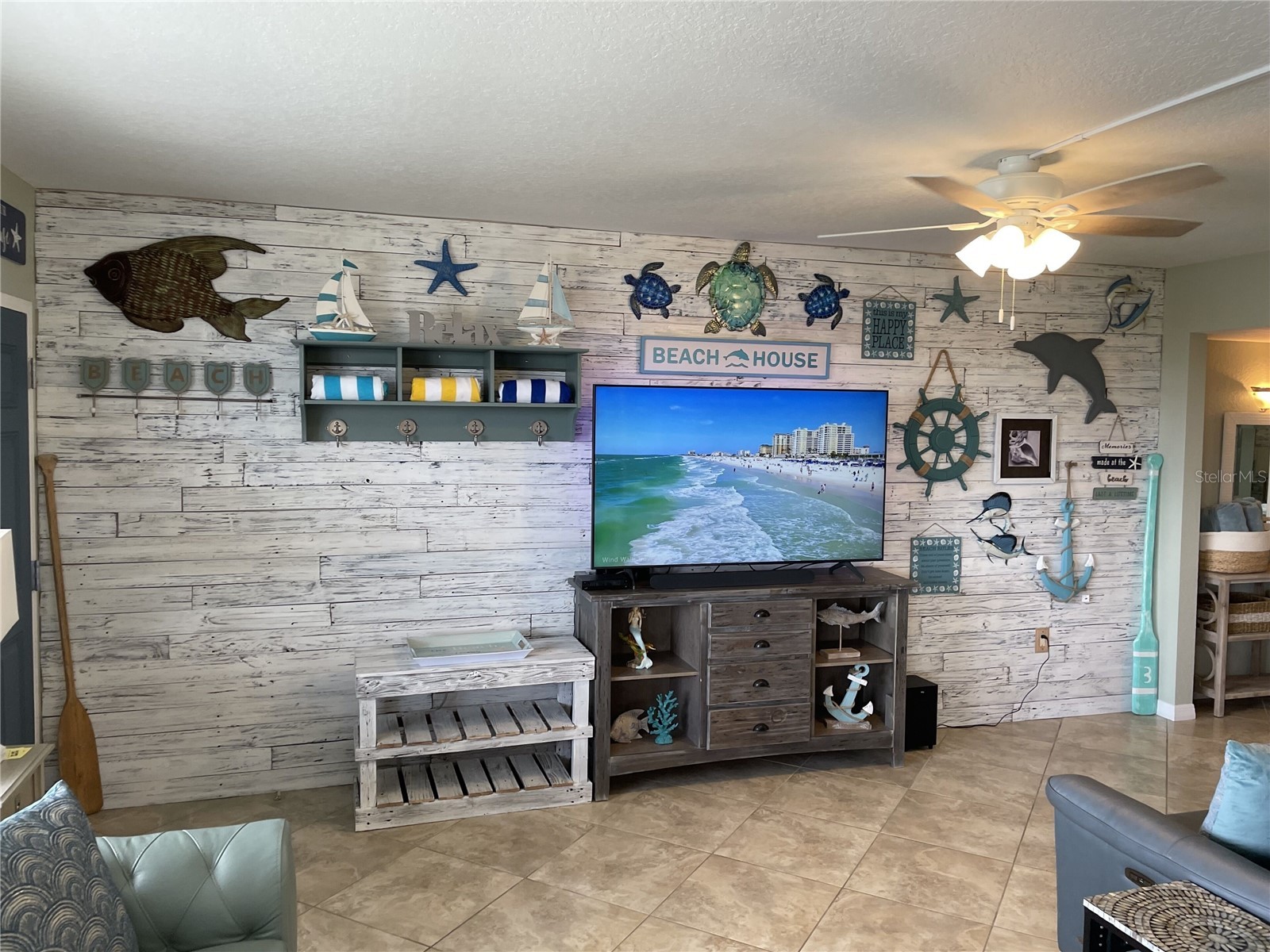 445 Hamden Drive #505 Clearwater Beach FL 33767 - INTRACOASTAL WATERWAY TB8463322 image4