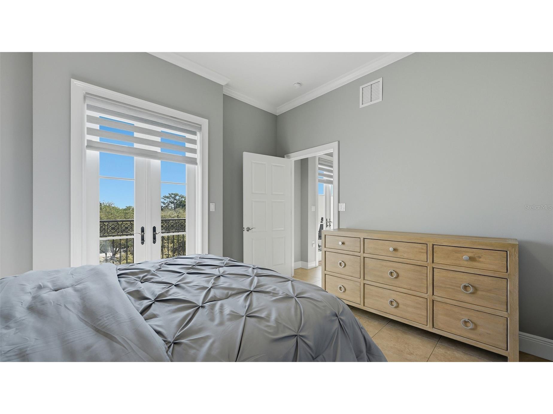 445 N Orange Avenue #306 Sarasota FL 34236 A4686070 image16