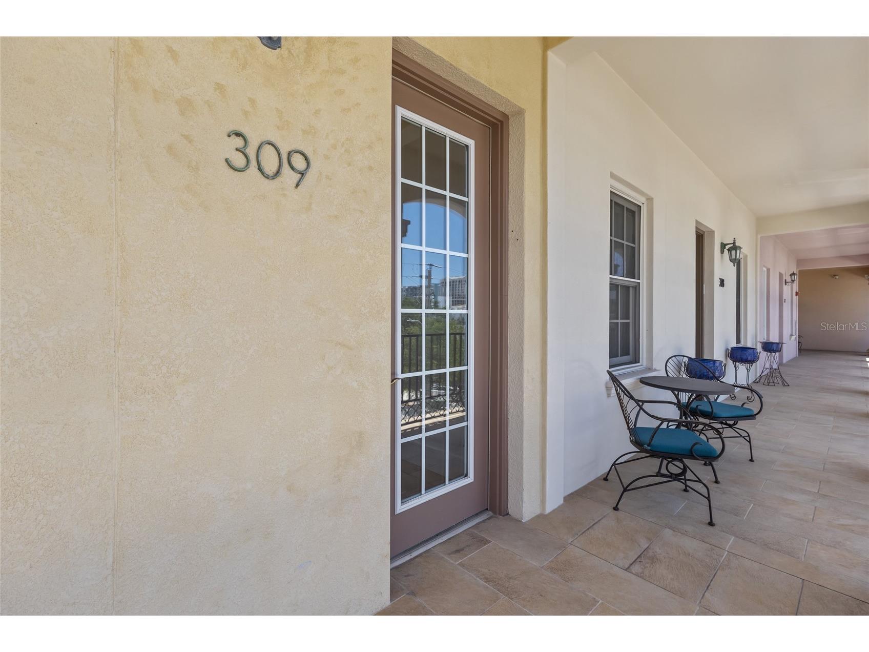 445 N Orange Avenue #309 Sarasota FL 34236 A4691486 image2