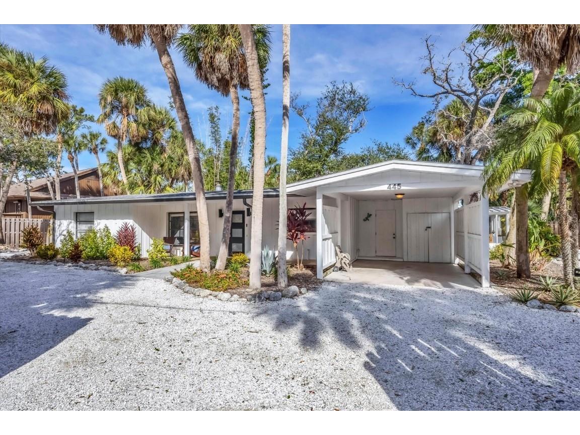 445 Reid Street Sarasota FL 34242 A4671563 image1