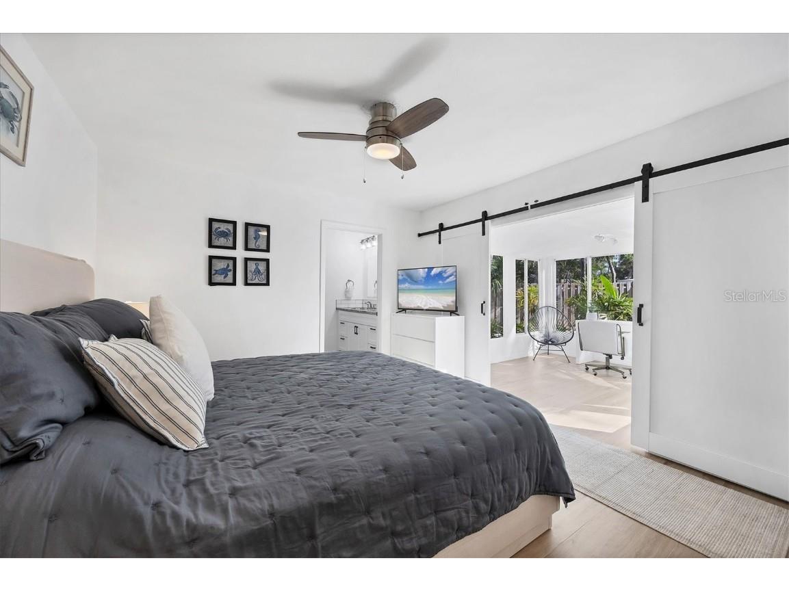 445 Reid Street Sarasota FL 34242 A4671563 image20