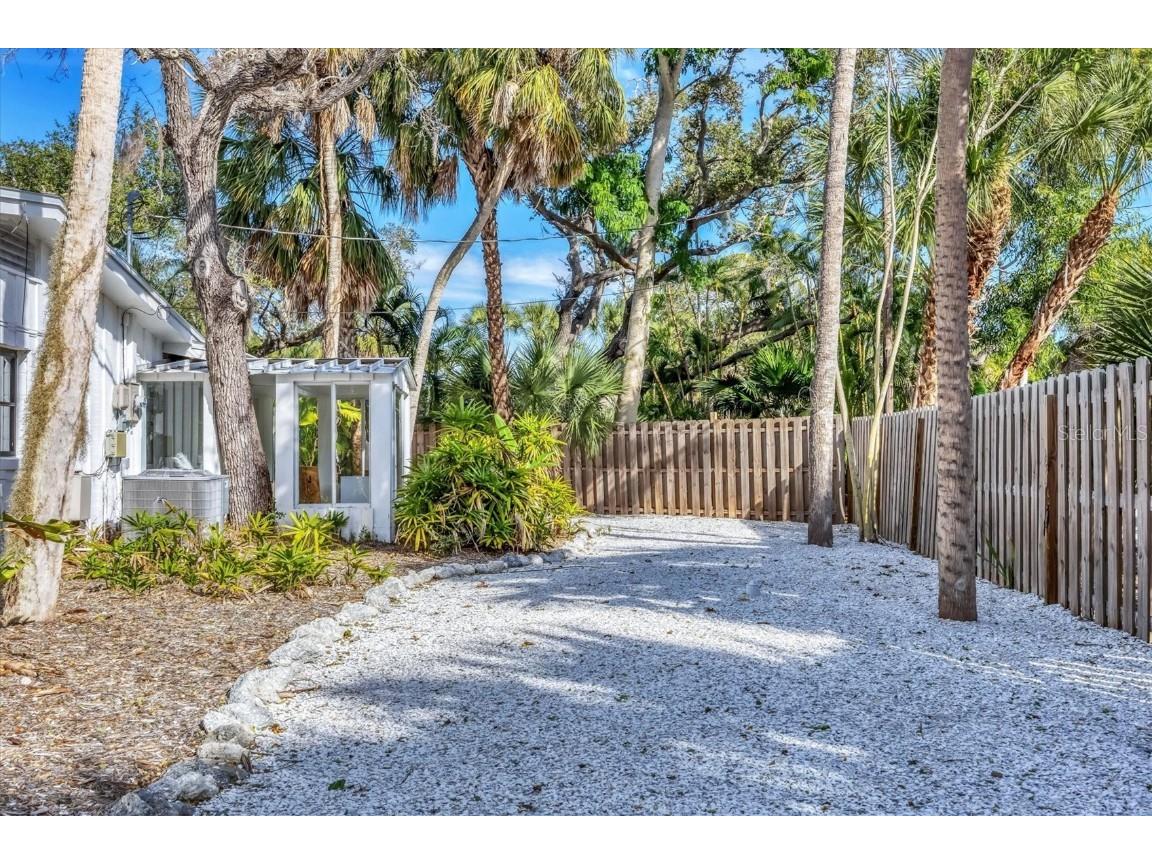 445 Reid Street Sarasota FL 34242 A4671563 image47