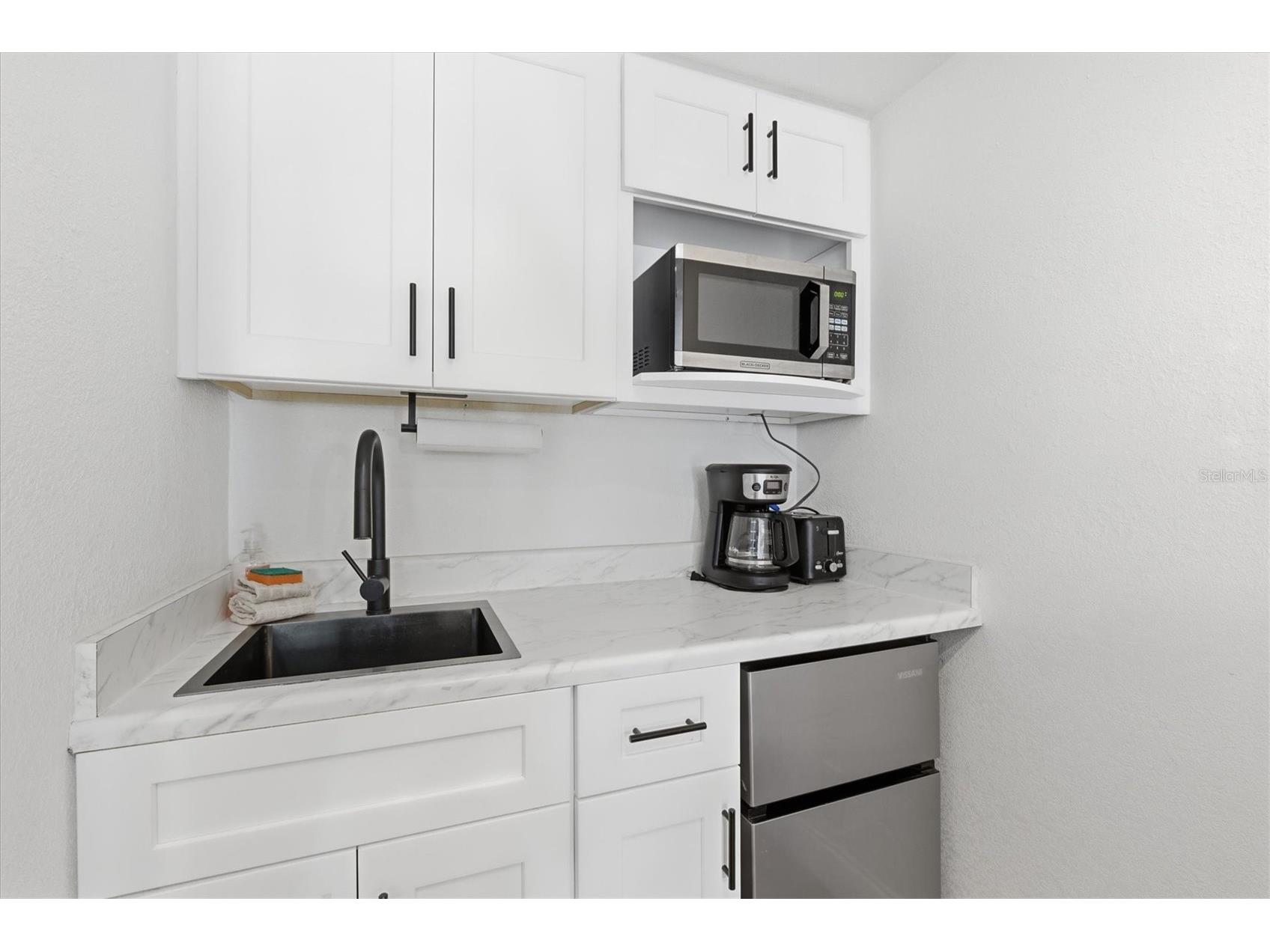 445 S Gulfview Boulevard #113 Clearwater Beach FL 33767 TB8457986 image9