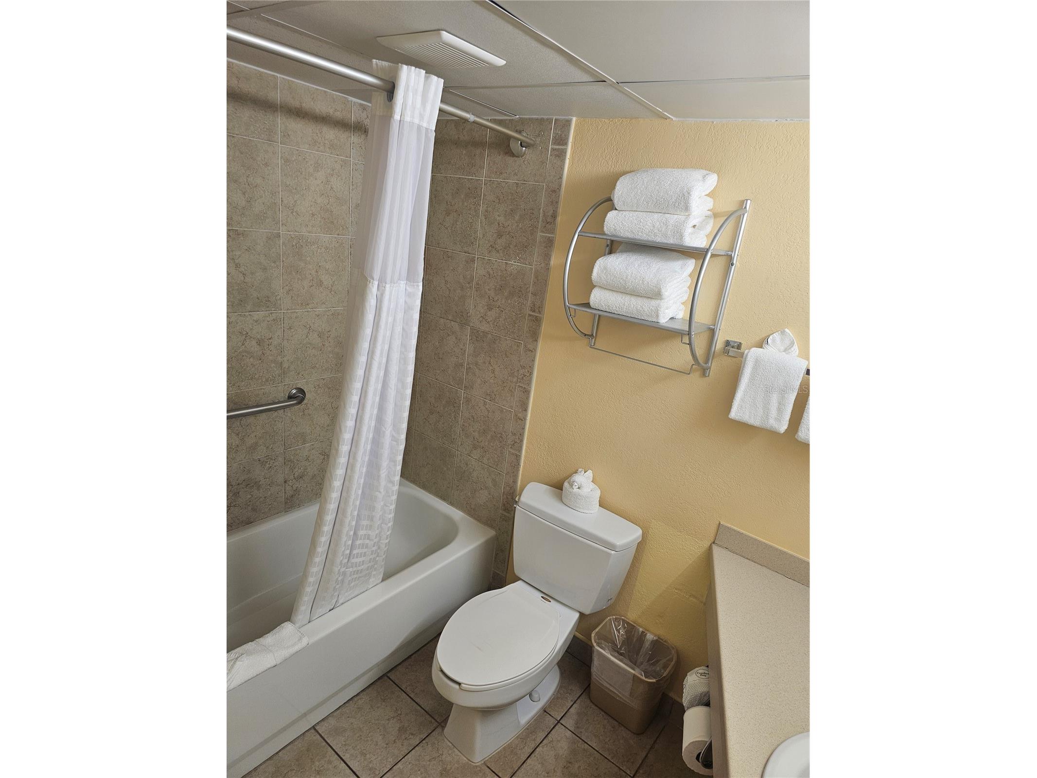 445 S Gulfview Boulevard #212 Clearwater Beach FL 33767 TB8516237 image11