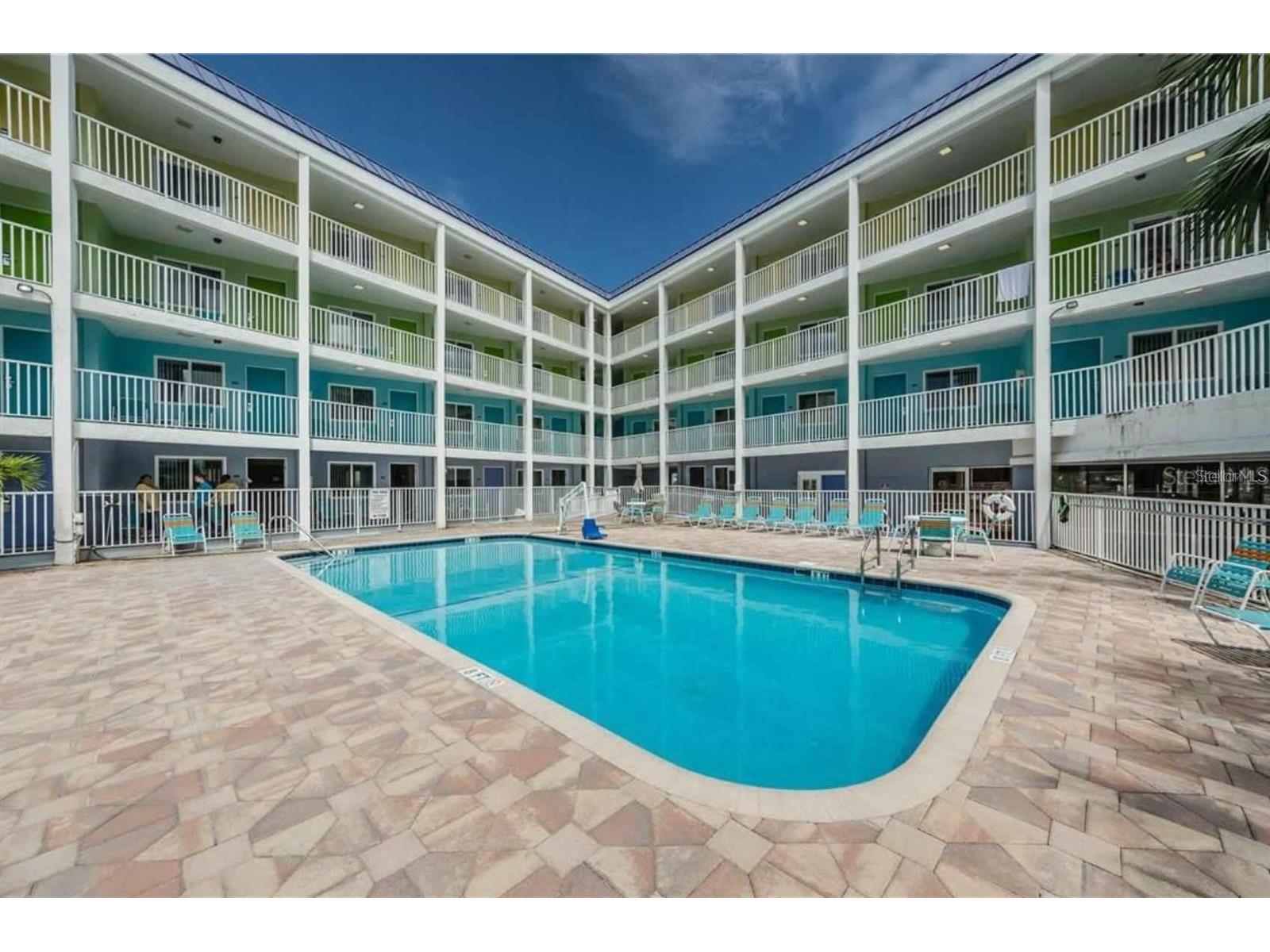 445 S Gulfview Boulevard #322 Clearwater Beach FL 33767 TB8422770 image1